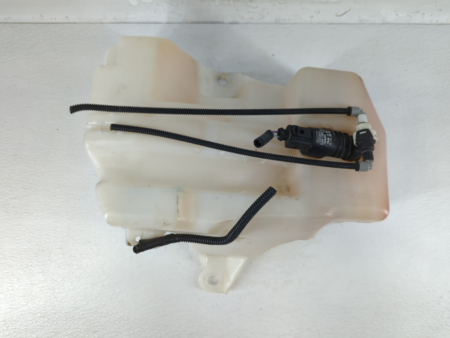 2013-2014 Ford Escape Windshield Washer Fluid Reservoir Bottle Oem 811394 - Oemusedautoparts1.com