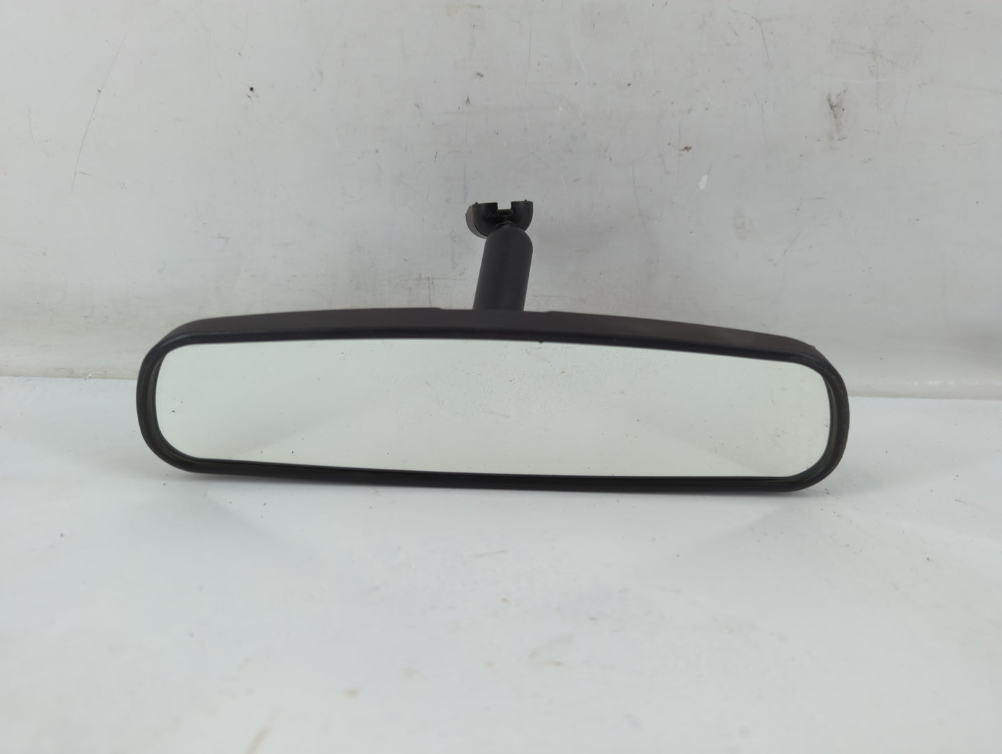 2001-2016 Ford Escape Interior Rear View Mirror Replacement OEM P/N:E8011681 Fits OEM Used Auto Parts - Oemusedautoparts1.co