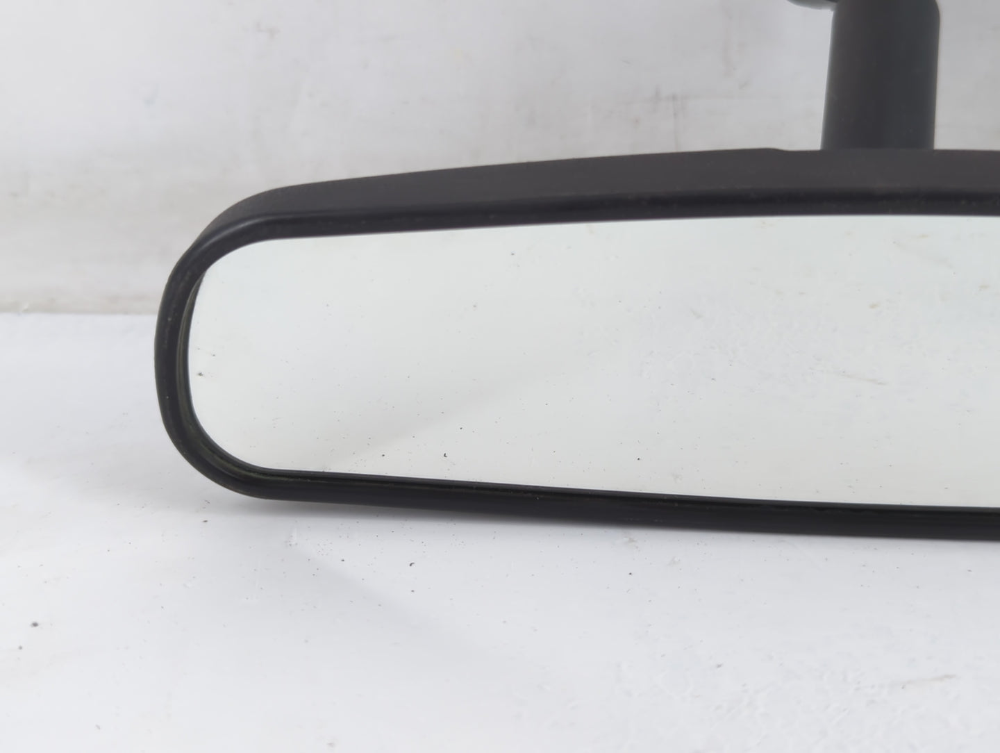 2001-2016 Ford Escape Interior Rear View Mirror Replacement OEM P/N:E8011681 Fits OEM Used Auto Parts - Oemusedautoparts1.co