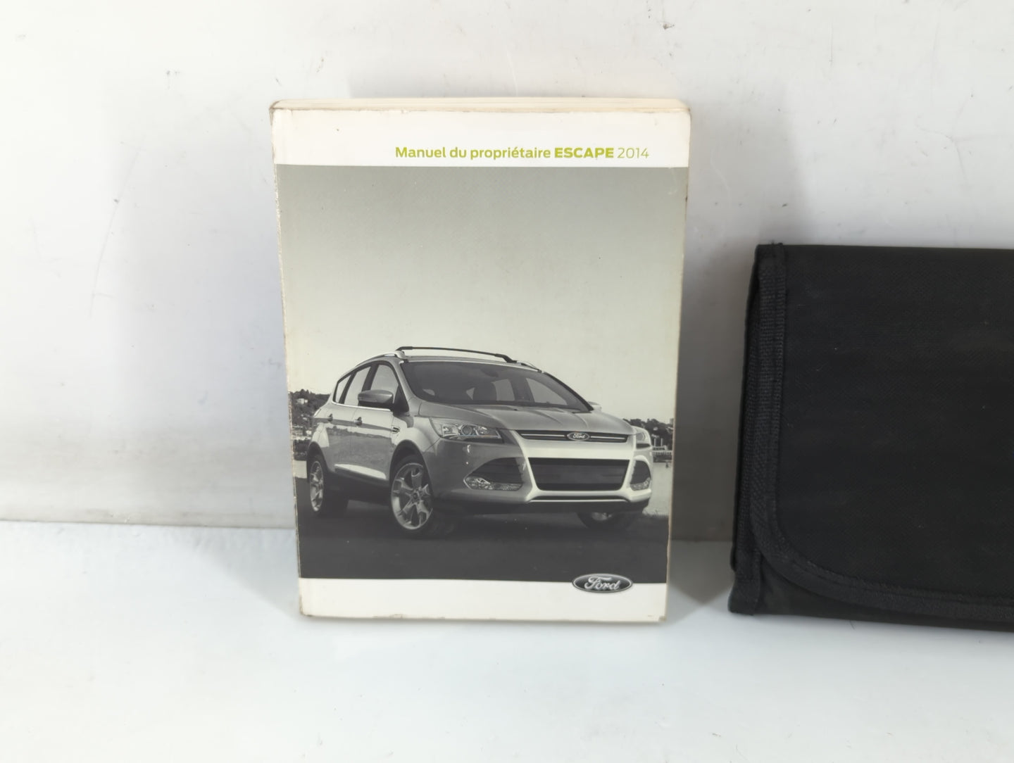 2014 Ford Escape Owners Manual Book Guide P/N:EJ5J 19A321 BA OEM Used Auto Parts - Oemusedautoparts1.com