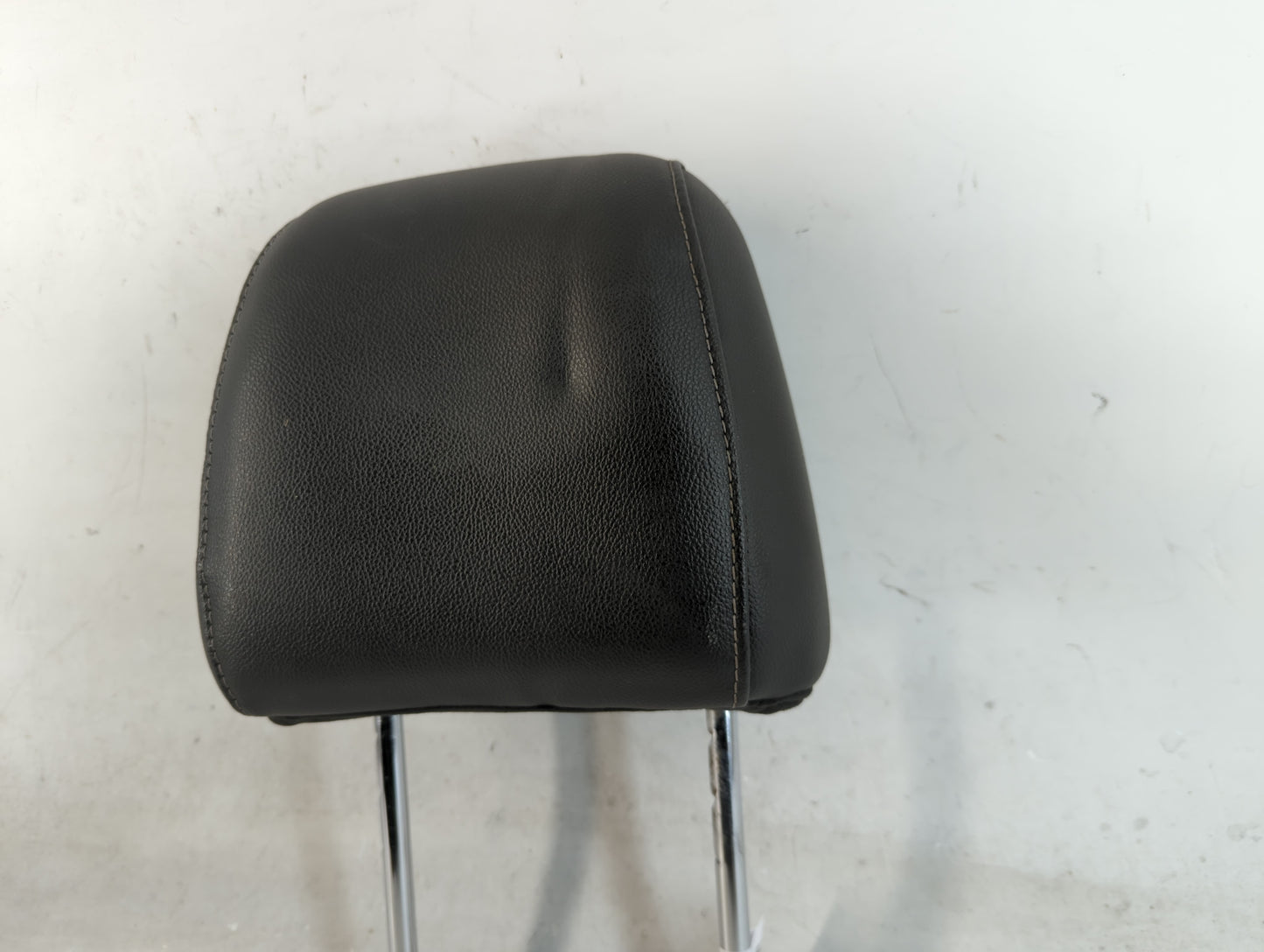 2014 Ford Escape Headrest Head Rest Front Driver Passenger Seat Fits OEM Used Auto Parts - Oemusedautoparts1.com