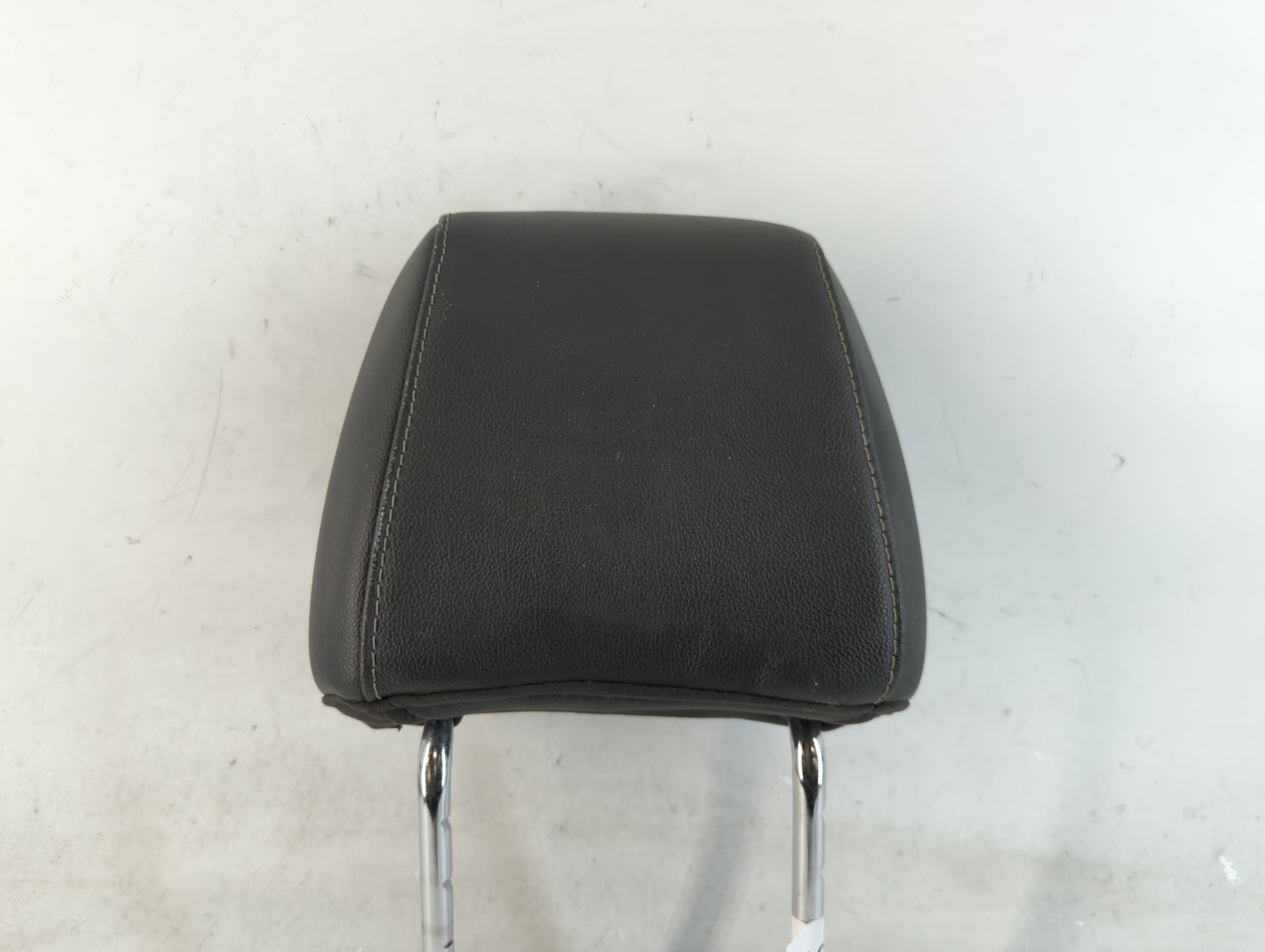 2014 Ford Escape Headrest Head Rest Front Driver Passenger Seat Fits OEM Used Auto Parts - Oemusedautoparts1.com
