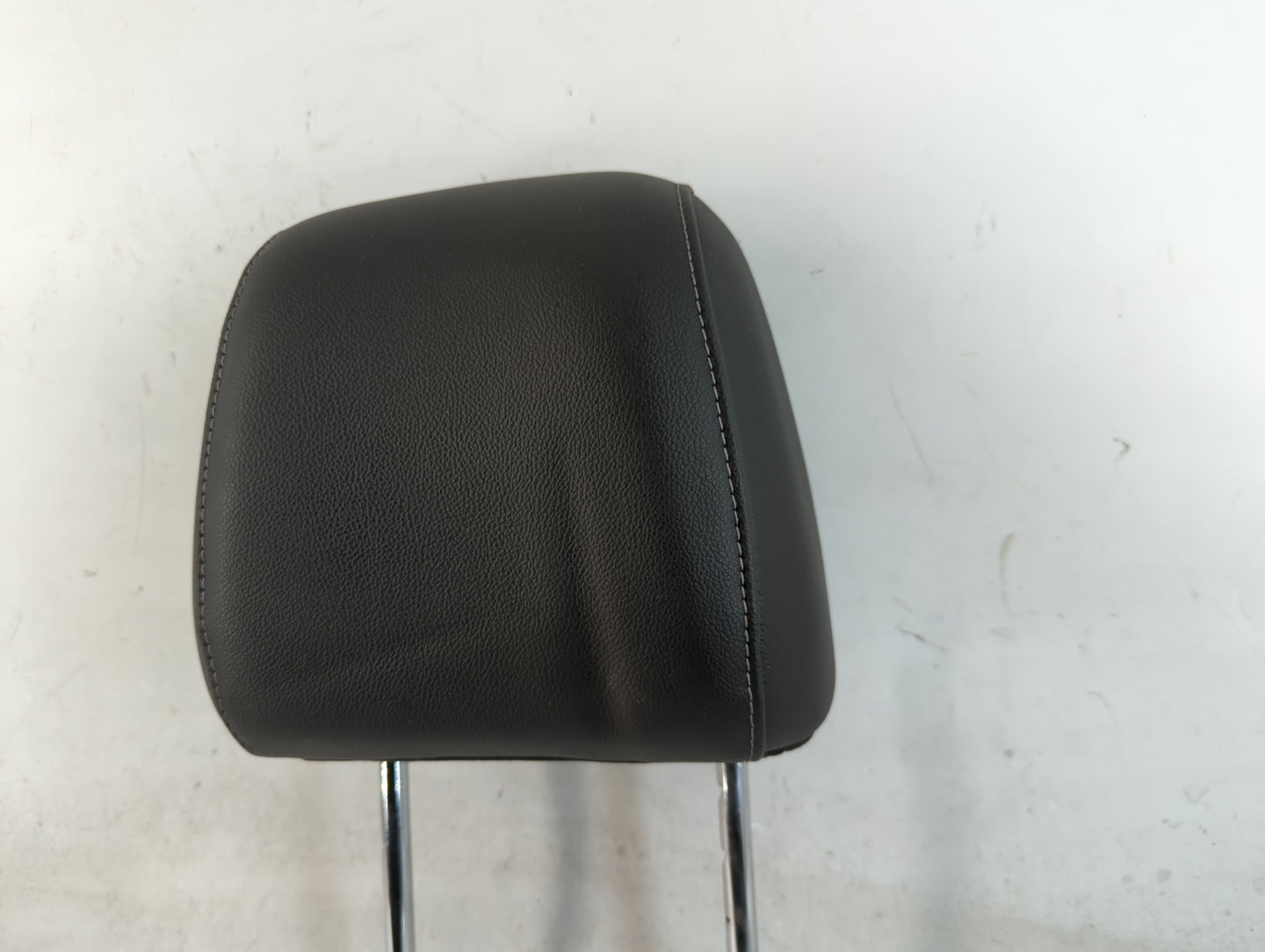 2014 Ford Escape Headrest Head Rest Front Driver Passenger Seat Fits OEM Used Auto Parts - Oemusedautoparts1.com