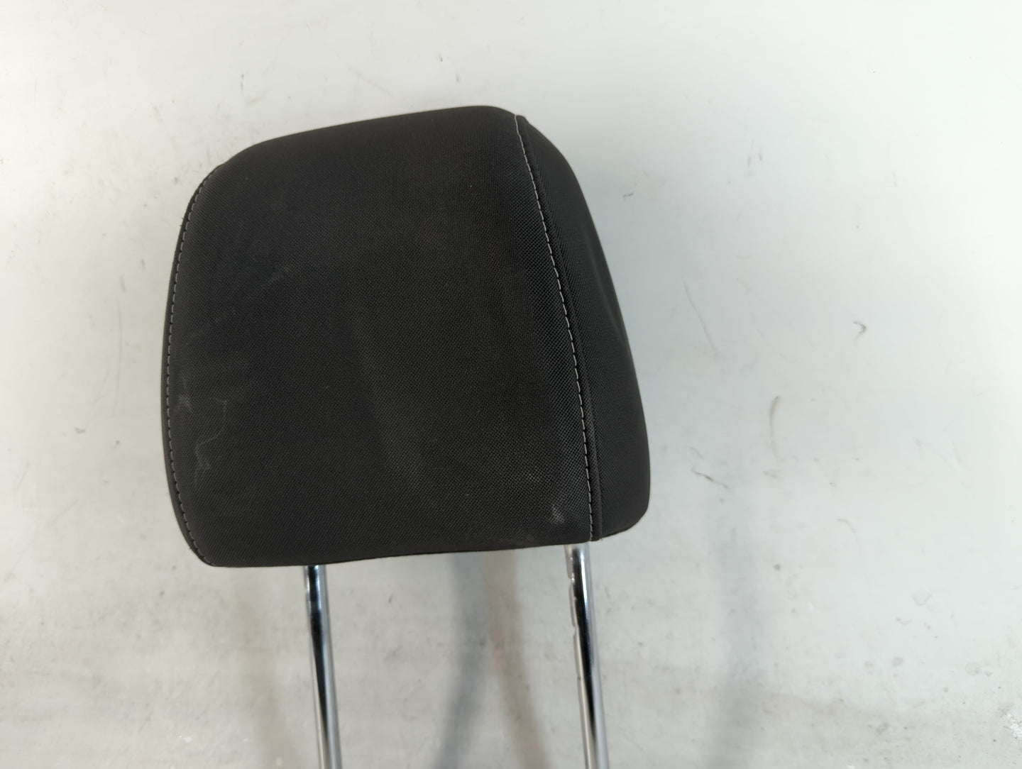 2014 Ford Escape Headrest Head Rest Front Driver Passenger Seat Fits OEM Used Auto Parts - Oemusedautoparts1.com