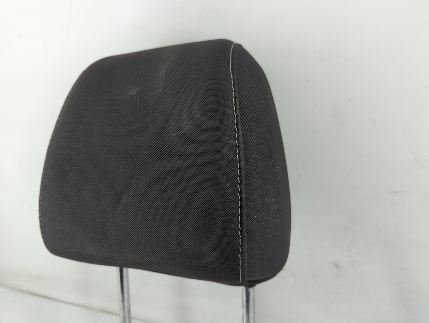2014 Ford Escape Headrest Head Rest Front Driver Passenger Seat Fits OEM Used Auto Parts - Oemusedautoparts1.com