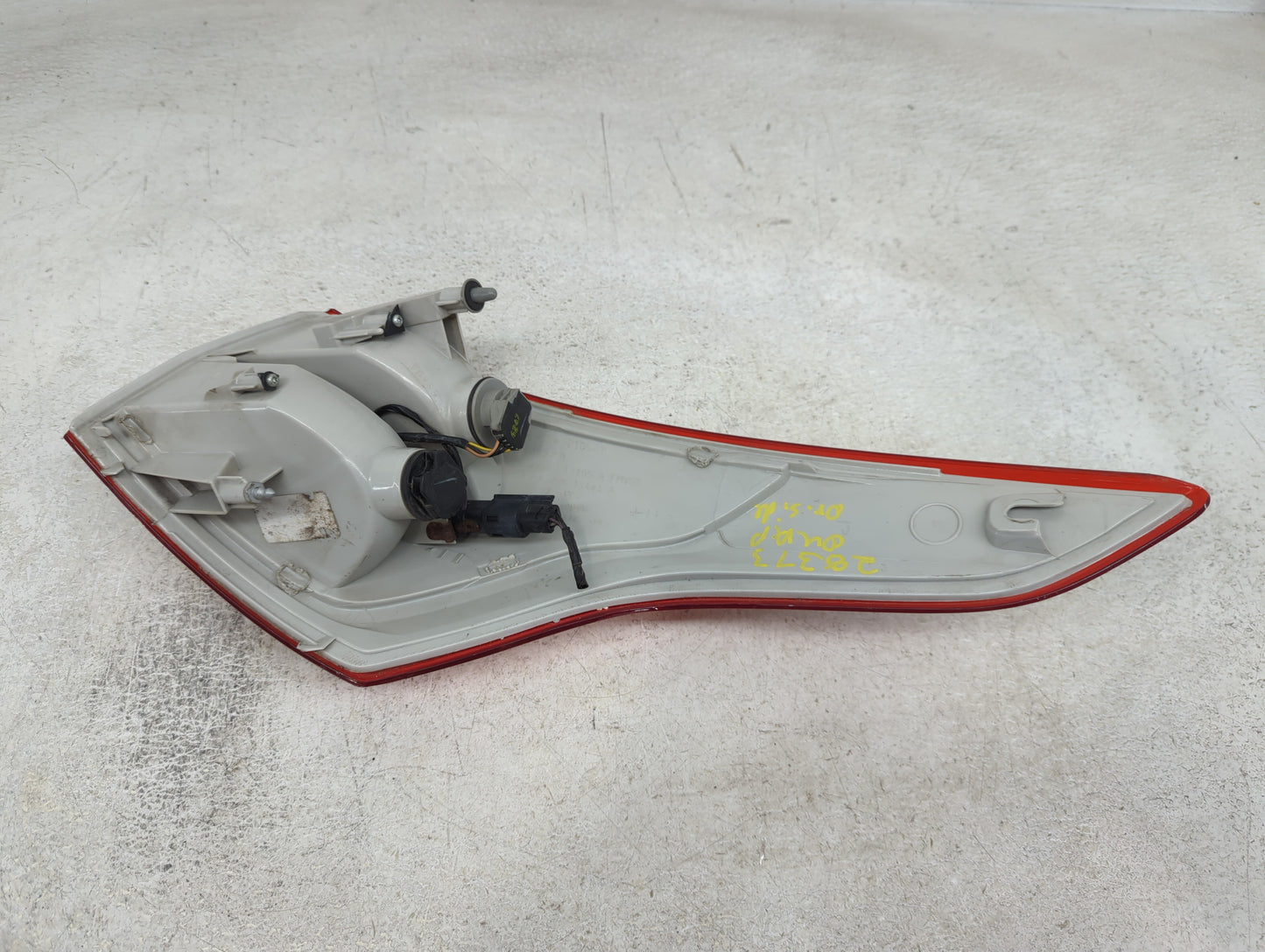 2013-2016 Ford Escape Tail Light Assembly Driver Left OEM Fits Fits 2013 2014 2015 2016 OEM Used Auto Parts - Oemusedautopar