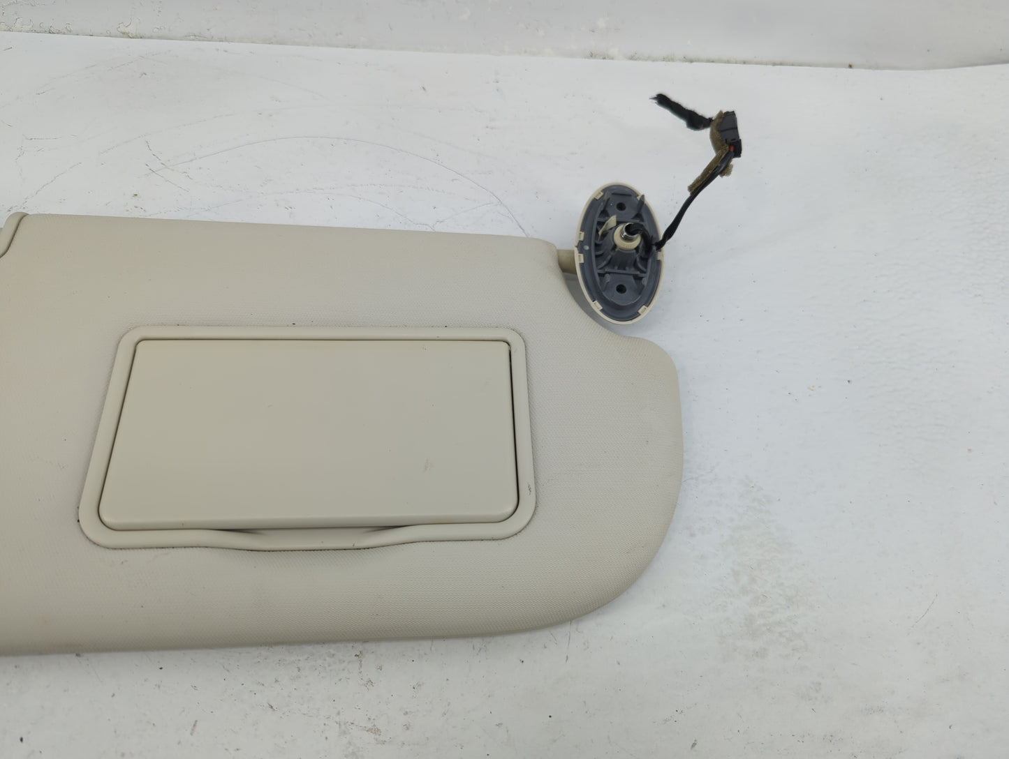 2013-2019 Ford Escape Sun Visor Shade Replacement Passenger Right Mirror Fits Fits 2013 2014 2015 2016 2017 2018 2019 OEM Us