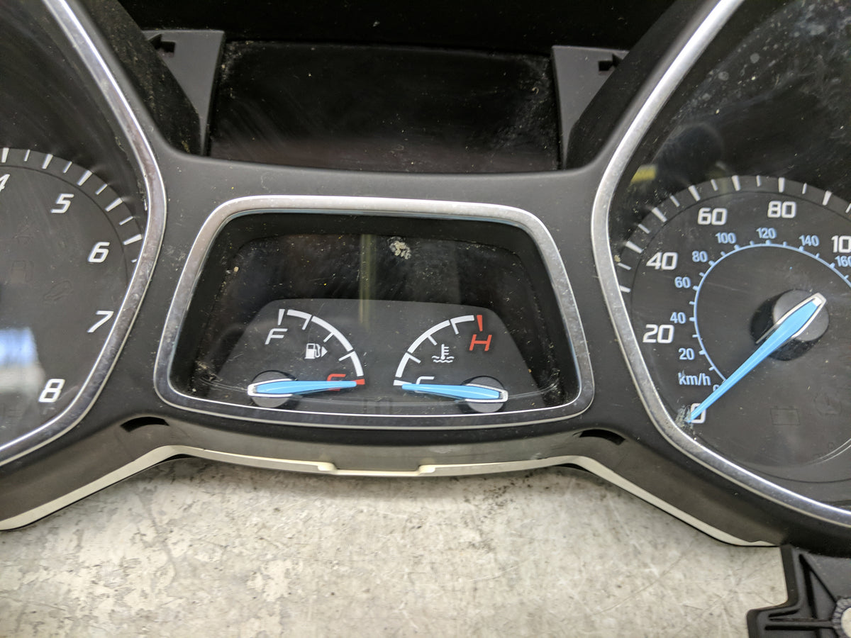 2013-2014 Ford Escape Instrument Cluster Speedometer Gauges Miles:144K Fits Fits 2013 2014 OEM Used Auto Parts - Oemusedauto