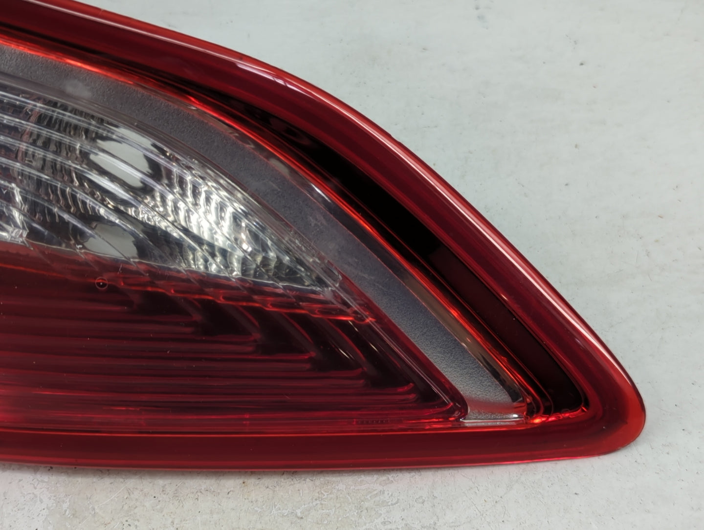 2013-2016 Ford Escape Passenger Right Side Deck Lid Mounted Tail Light - Oemusedautoparts1.com