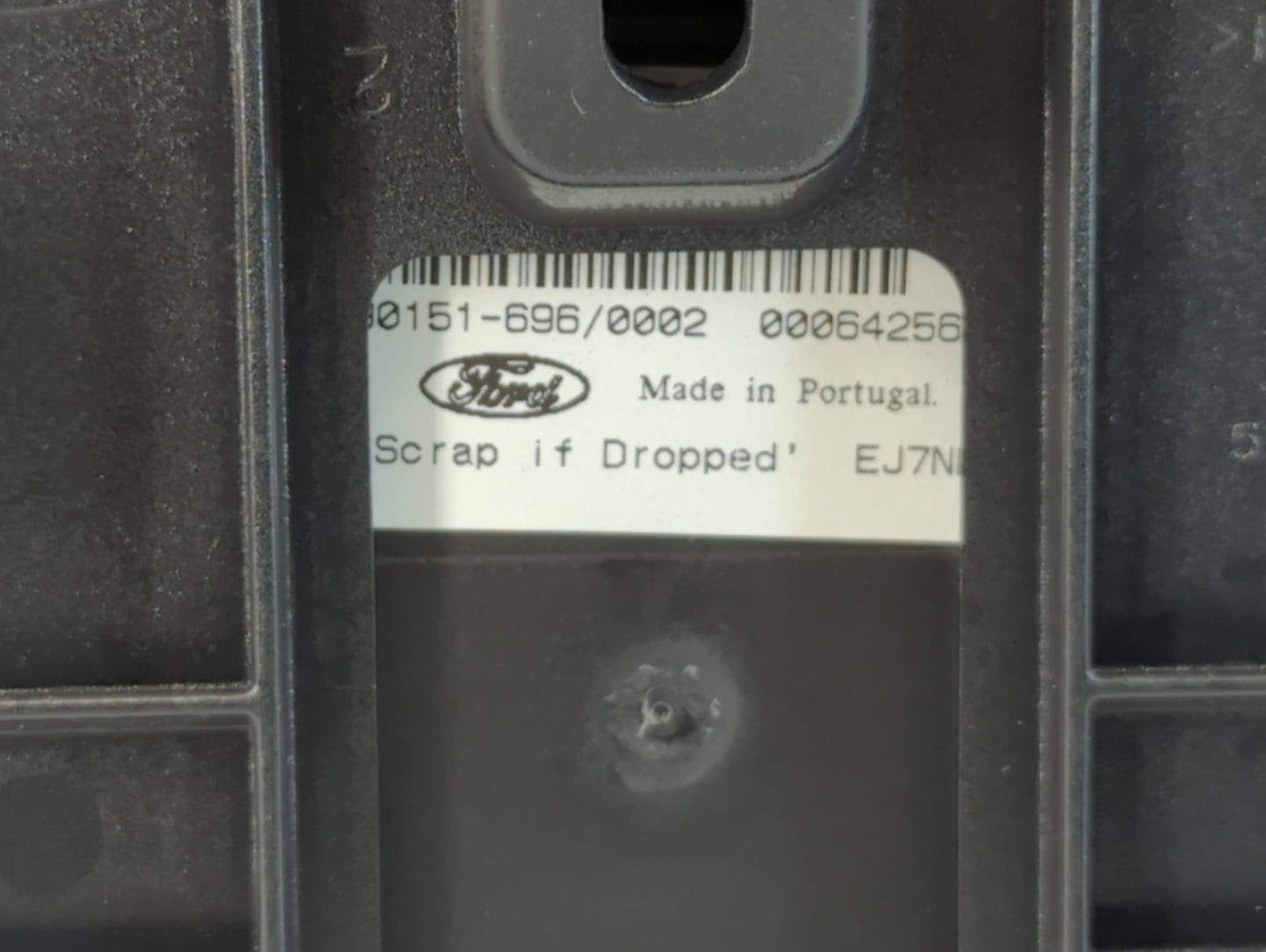 2013-2016 Ford Escape Radio AM FM Cd Player Receiver Replacement P/N:90151-696 Fits Fits 2013 2014 2015 2016 OEM Used Auto P