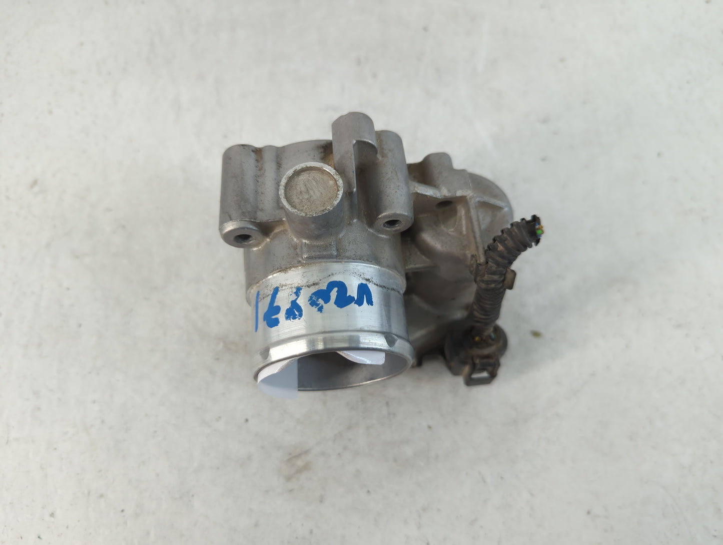 2013-2016 Ford Escape Throttle Body P/N:7S7G-9F991-CA Fits Fits 2013 2014 2015 2016 2017 2018 2019 OEM Used Auto Parts - Oem