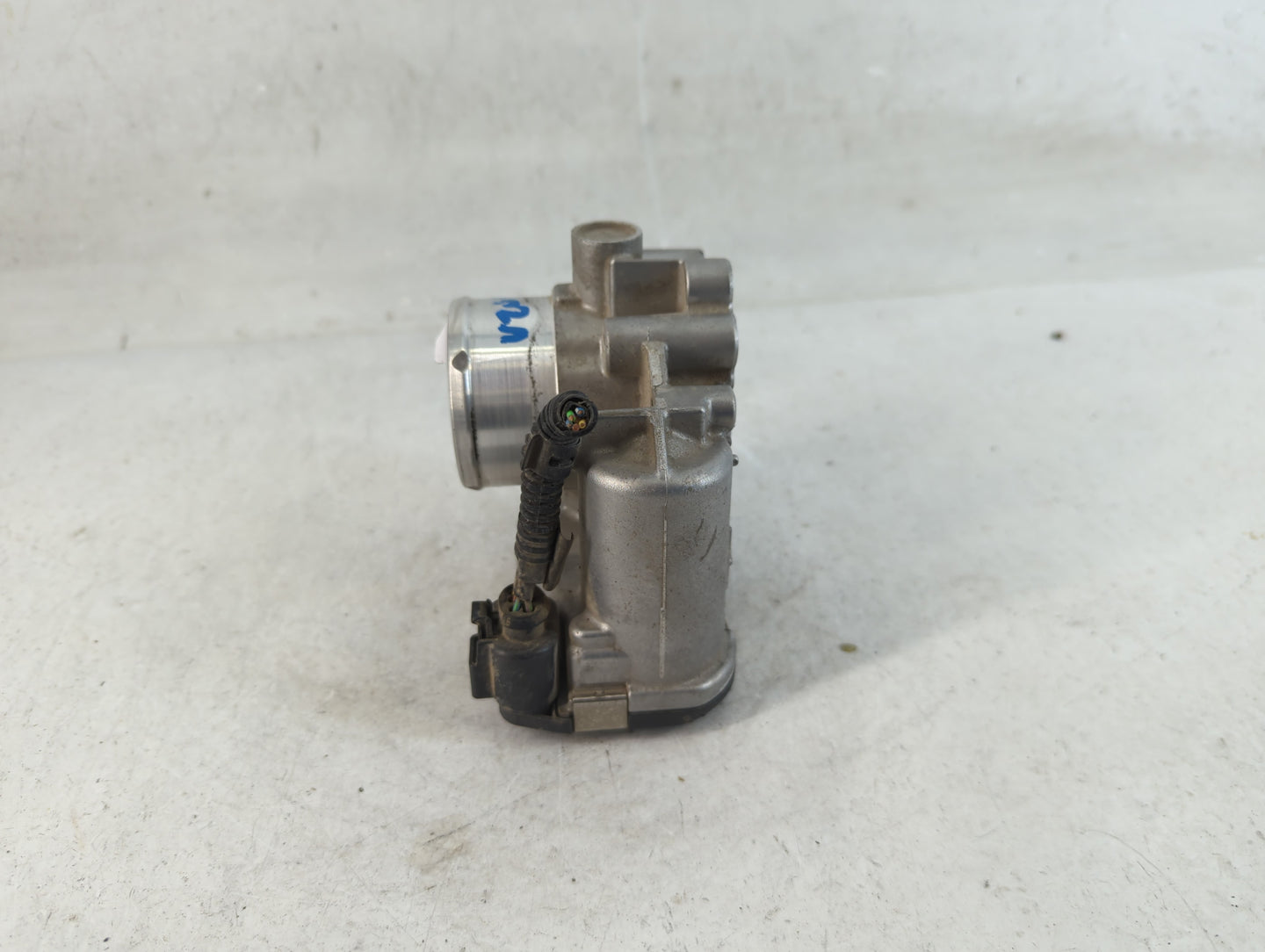 2013-2016 Ford Escape Throttle Body P/N:7S7G-9F991-CA Fits Fits 2013 2014 2015 2016 2017 2018 2019 OEM Used Auto Parts - Oem