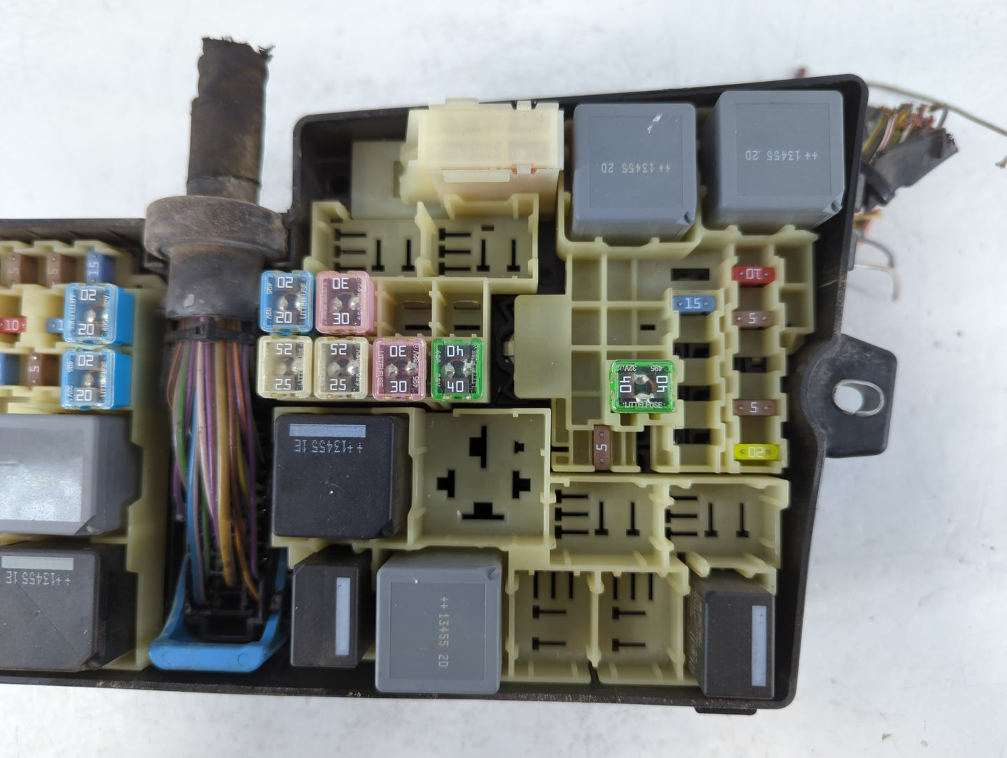 2013-2016 Ford Escape Fusebox Fuse Box Panel Relay Module P/N:AV6T-14A067-AD Fits Fits 2013 2014 2015 2016 OEM Used Auto Par
