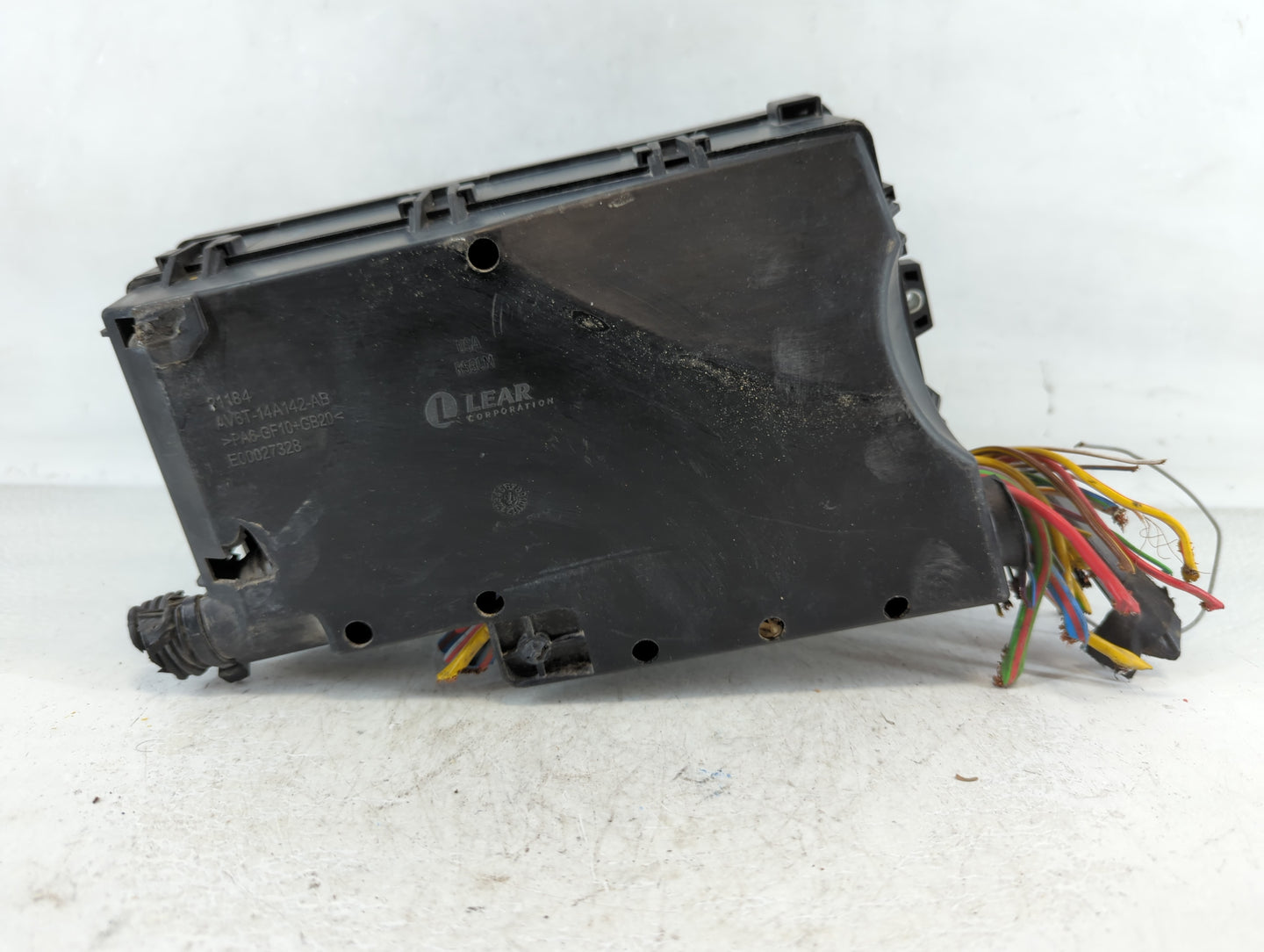 2013-2016 Ford Escape Fusebox Fuse Box Panel Relay Module P/N:AV6T-14A067-AD Fits Fits 2013 2014 2015 2016 OEM Used Auto Par