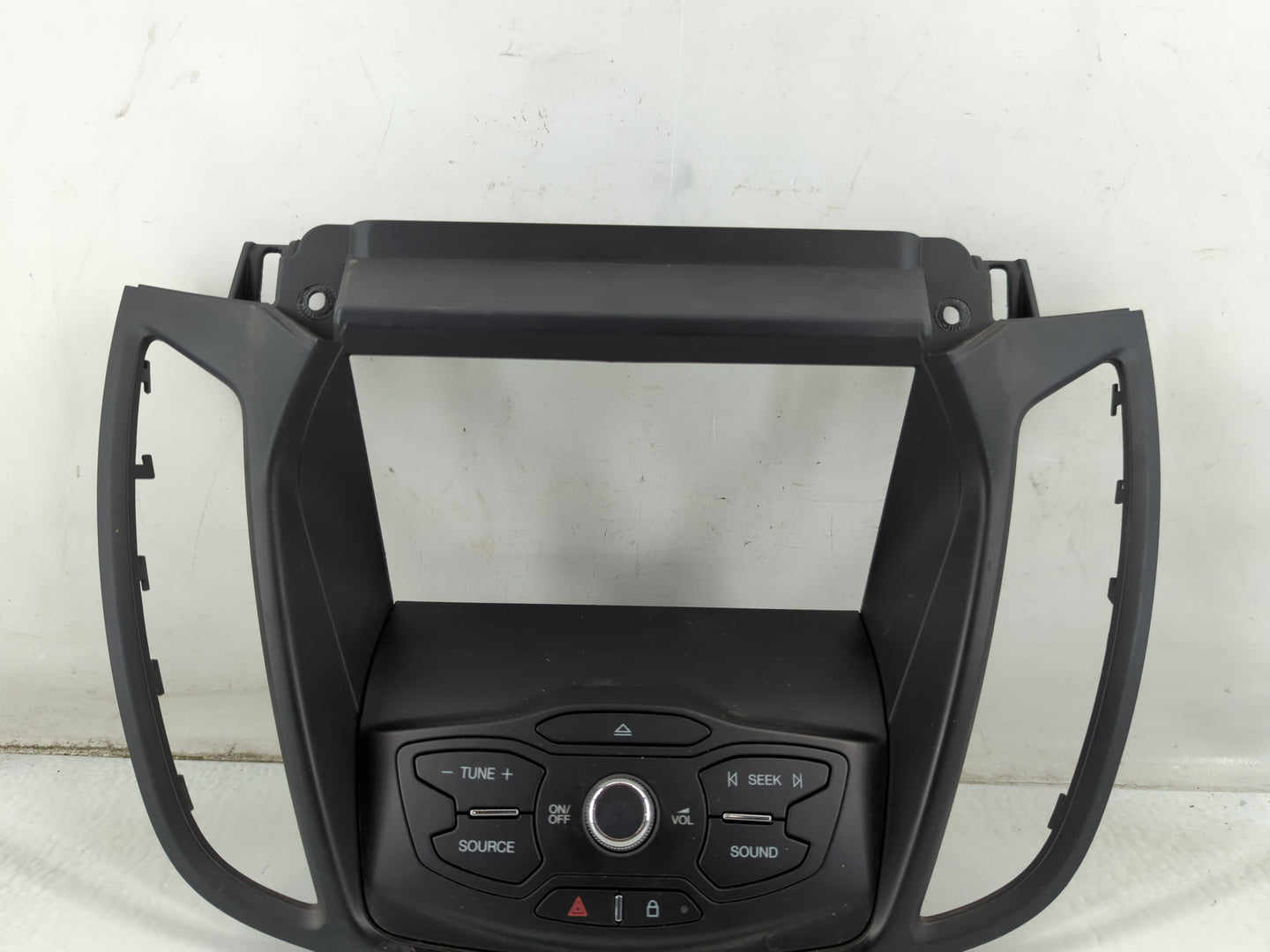 2013-2016 Ford Escape Radio AM FM Cd Player Receiver Replacement P/N:CJ54-18835-CCW Fits Fits 2013 2014 2015 2016 OEM Used A