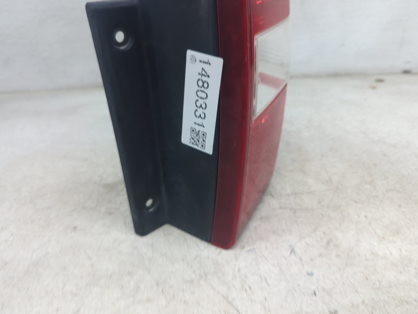 2007-2017 Ford Expedition Tail Light Assembly Passenger Right OEM P/N:7L14-13B504-A Fits OEM Used Auto Parts - Oemusedautopa
