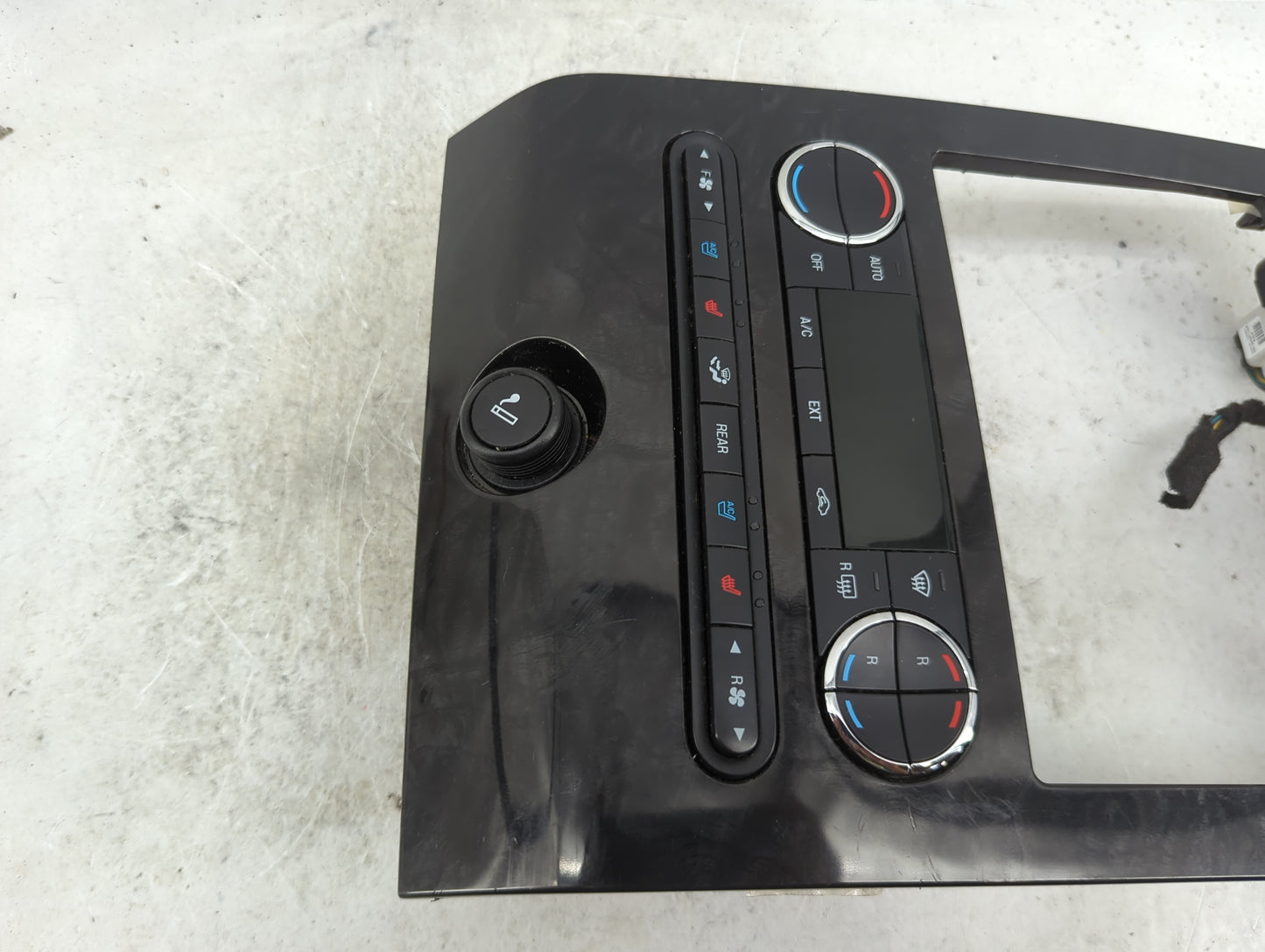 2014 Ford Expedition Climate Control Module Temperature AC/Heater Replacement Fits OEM Used Auto Parts - Oemusedautoparts1.c