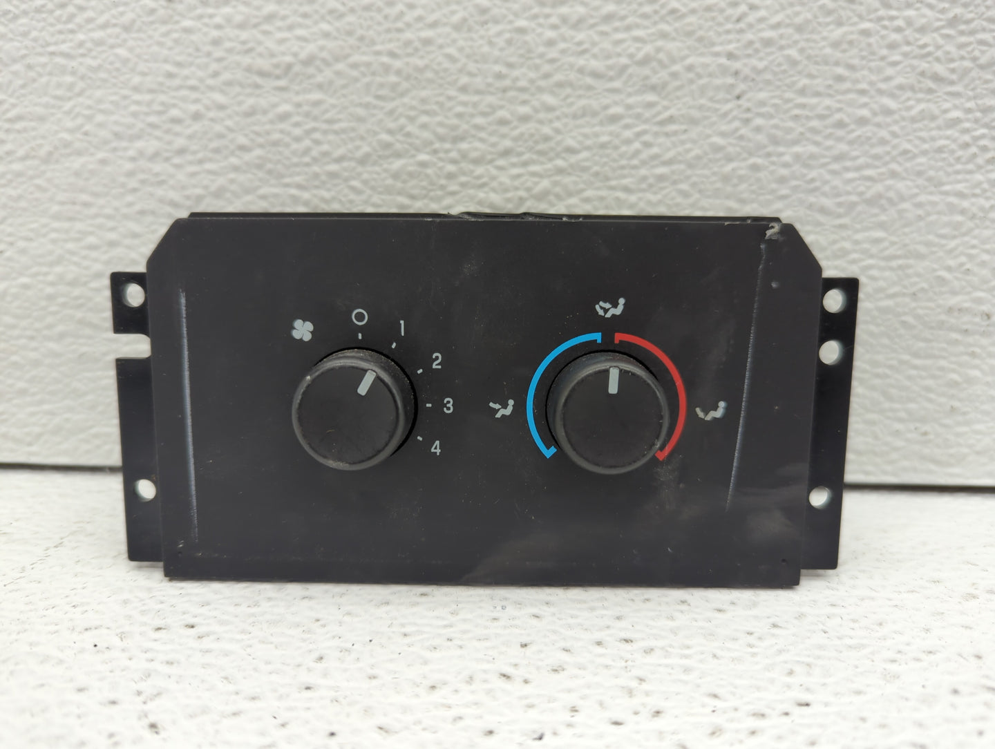 2007-2014 Ford Expedition Climate Control Module Temperature AC/Heater Replacement P/N:8L14-19980-AB 7L14-19980-CC Fits OEM 