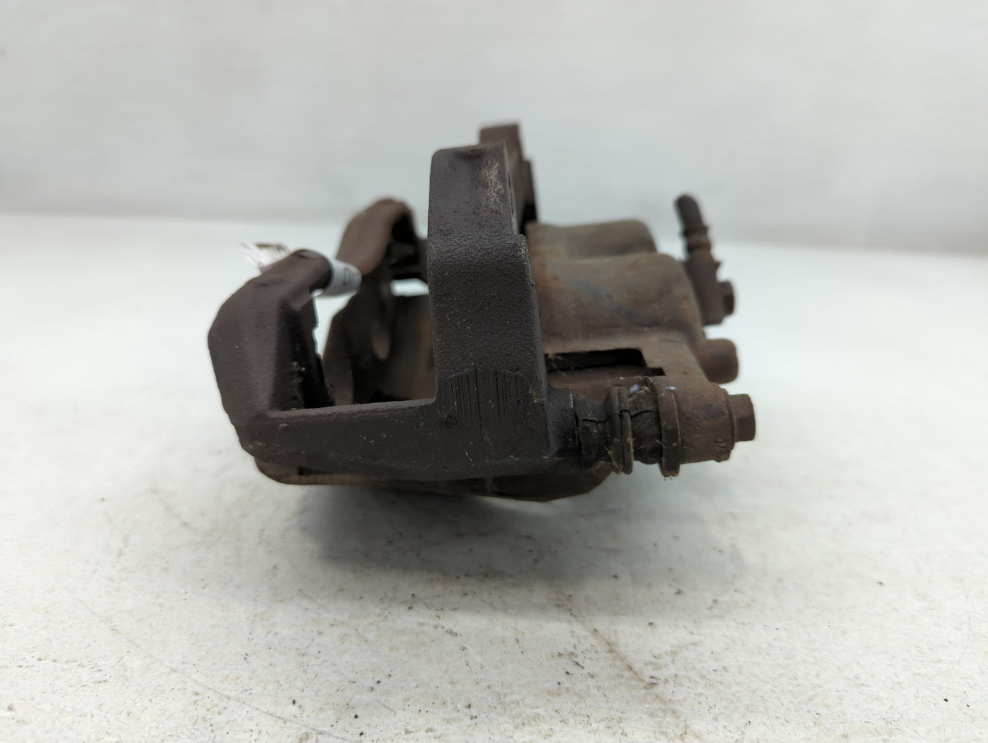 2014 Ford Expedition Rear Passenger Right Brake Caliper - Oemusedautoparts1.com