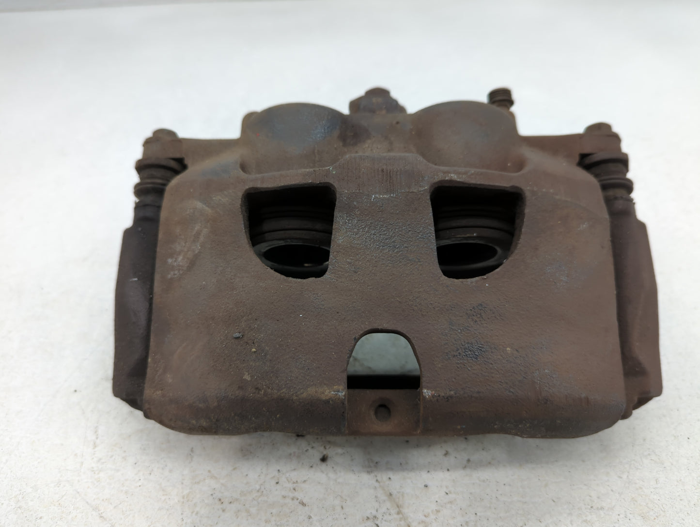 2014 Ford Expedition Rear Passenger Right Brake Caliper - Oemusedautoparts1.com