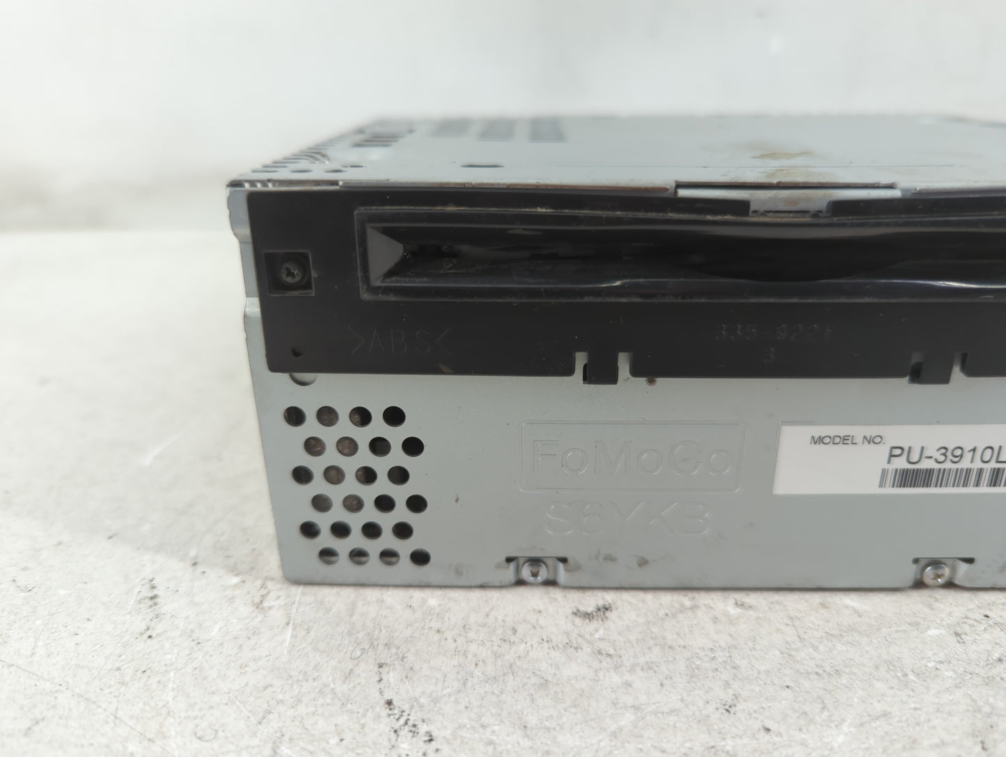 2014 Ford Explorer Radio AM FM Cd Player Receiver Replacement P/N:EBS5T-19C107-EA Fits OEM Used Auto Parts - Oemusedautopart