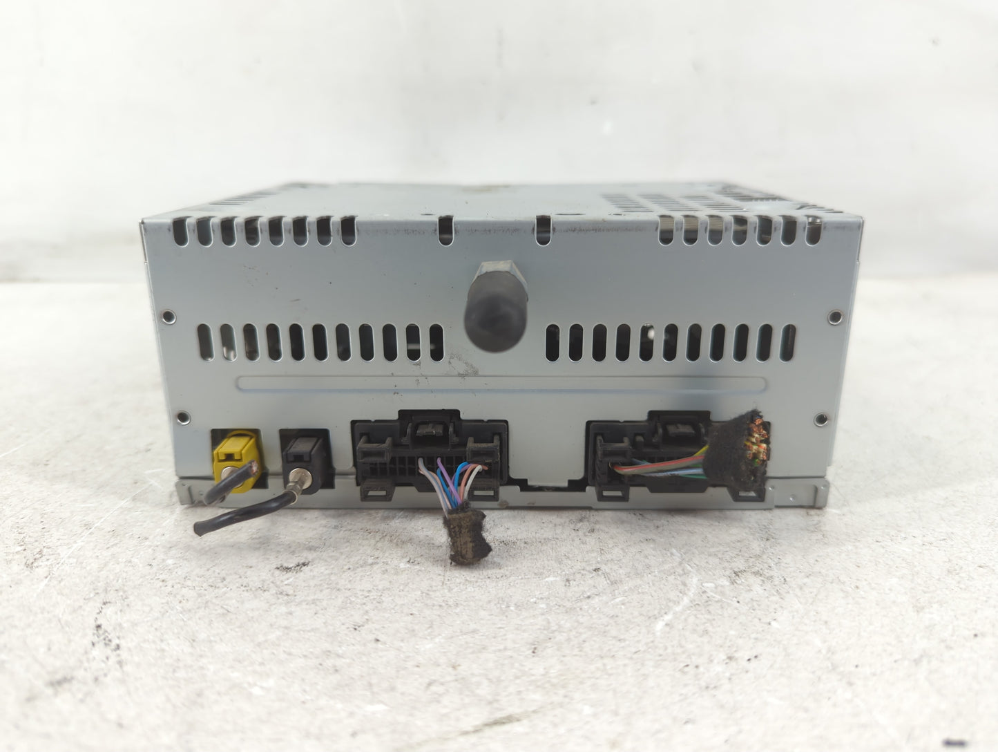 2014 Ford Explorer Radio AM FM Cd Player Receiver Replacement P/N:EBS5T-19C107-EA Fits OEM Used Auto Parts - Oemusedautopart