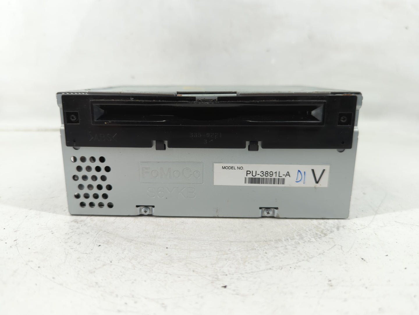 2014 Ford Explorer Radio AM FM Cd Player Receiver Replacement P/N:EB5T-19C107-CB EB5T-19C107-BB Fits OEM Used Auto Parts - O