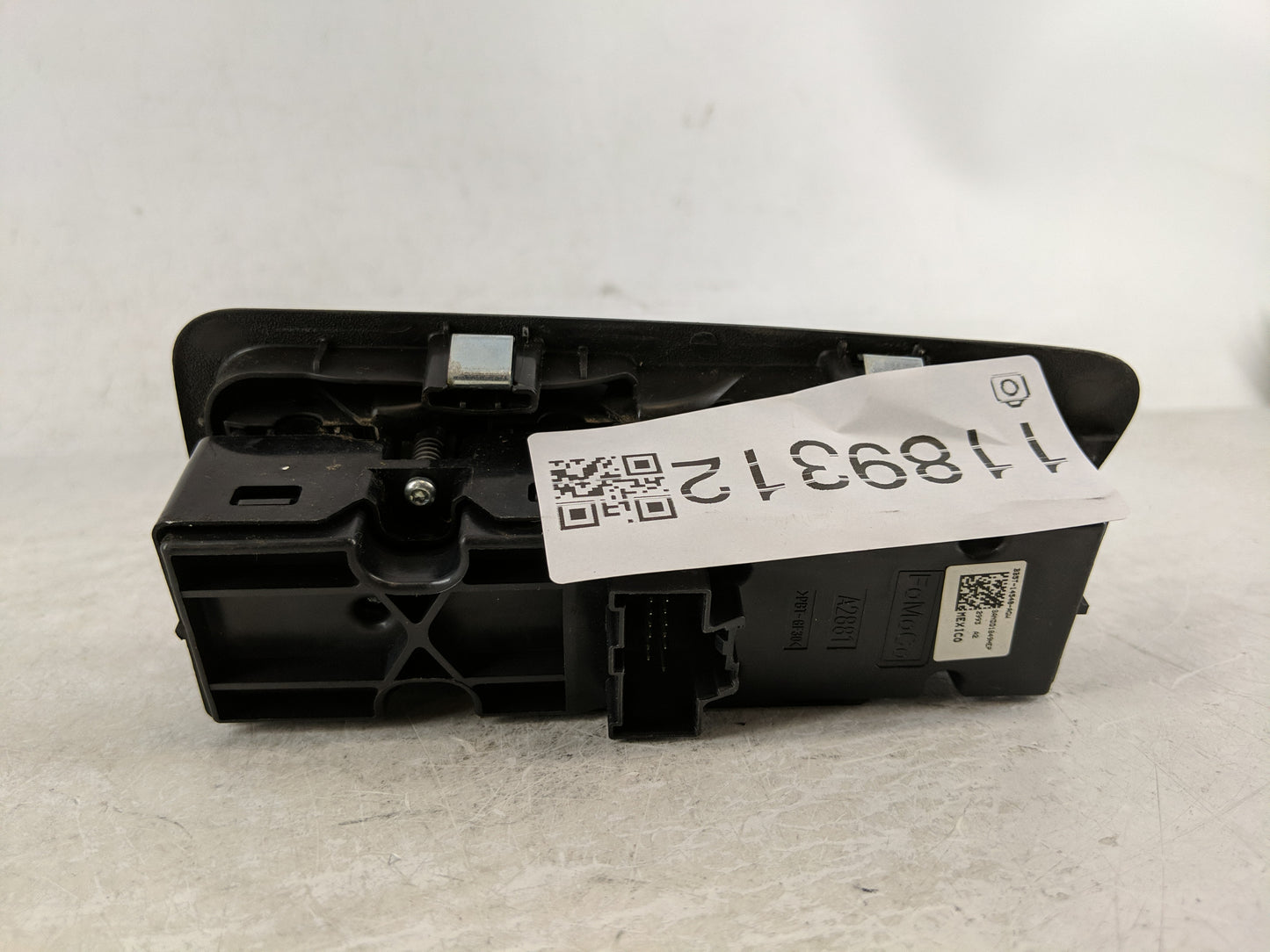 2011-2015 Ford Explorer Master Power Window Switch Replacement Driver Side Left P/N:586029008 BB5T-14540-AGW Fits OEM Used A