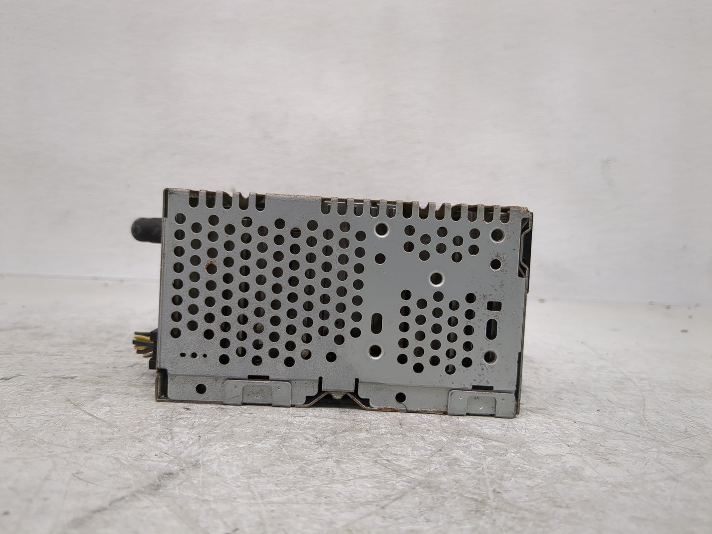 2014 Ford Explorer Radio AM FM Cd Player Receiver Replacement P/N:A12810105 Fits OEM Used Auto Parts - Oemusedautoparts1.com