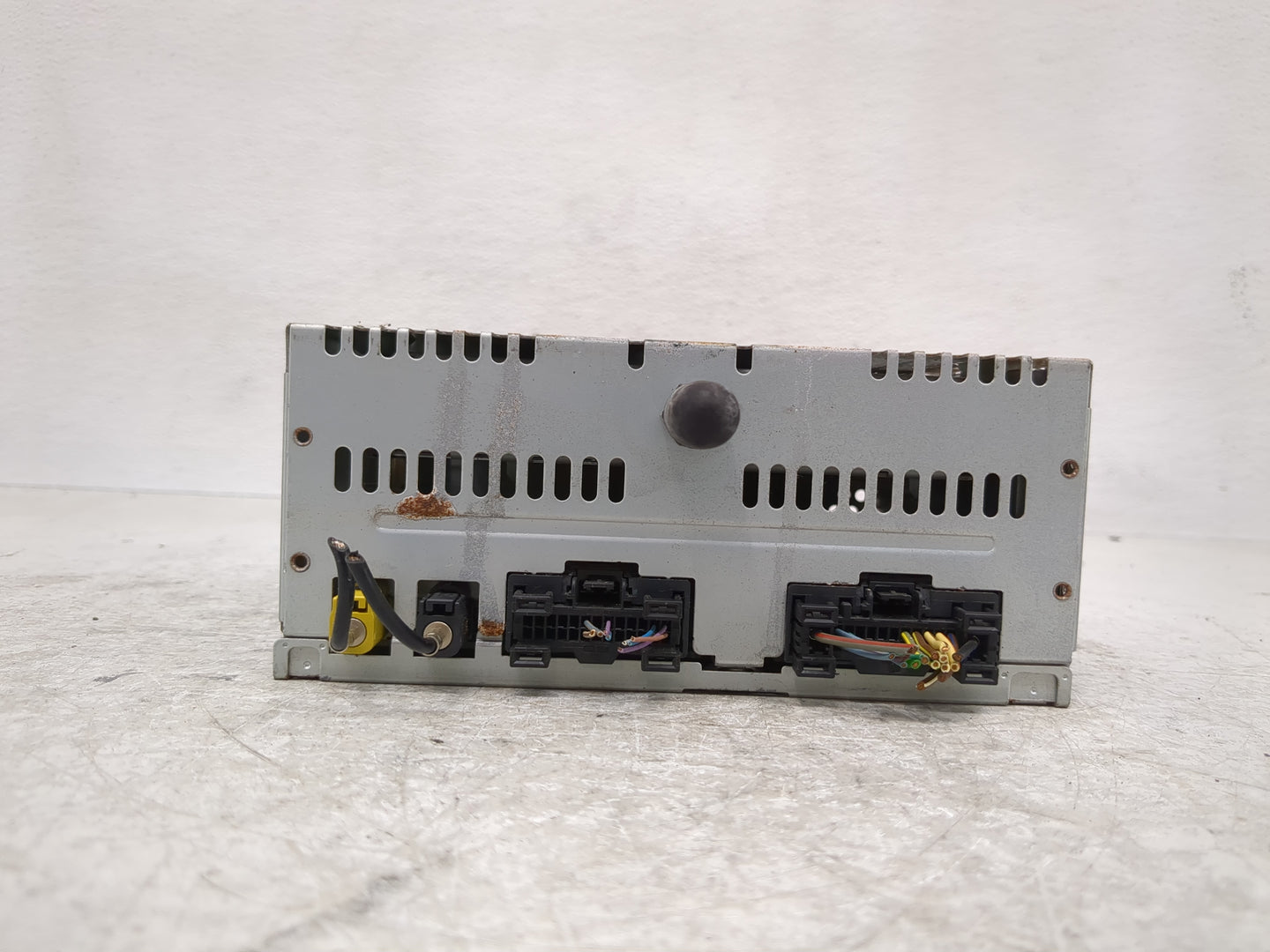 2014 Ford Explorer Radio AM FM Cd Player Receiver Replacement P/N:A12810105 Fits OEM Used Auto Parts - Oemusedautoparts1.com