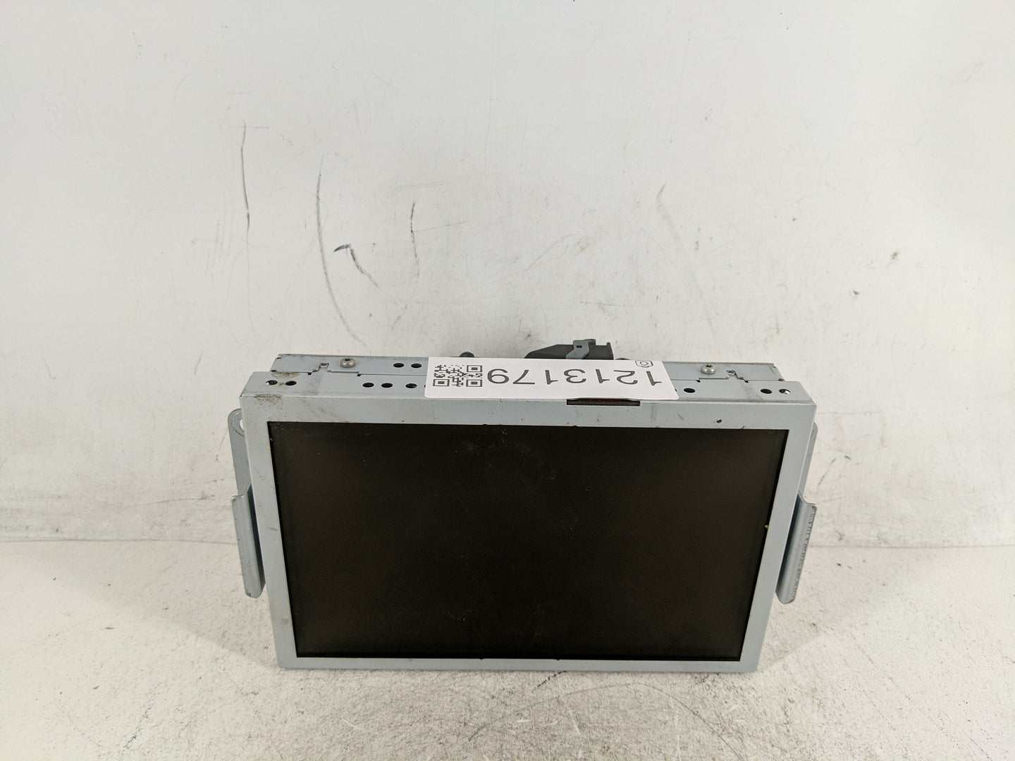 2013-2014 Ford Explorer Information Display Screen - Oemusedautoparts1.com