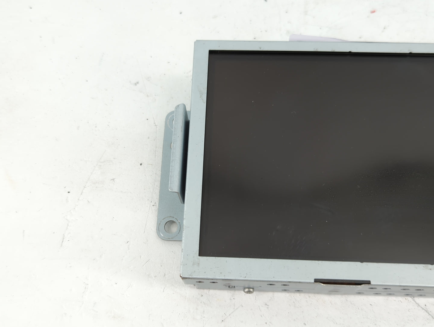 2013-2014 Ford Explorer Information Display Screen - Oemusedautoparts1.com