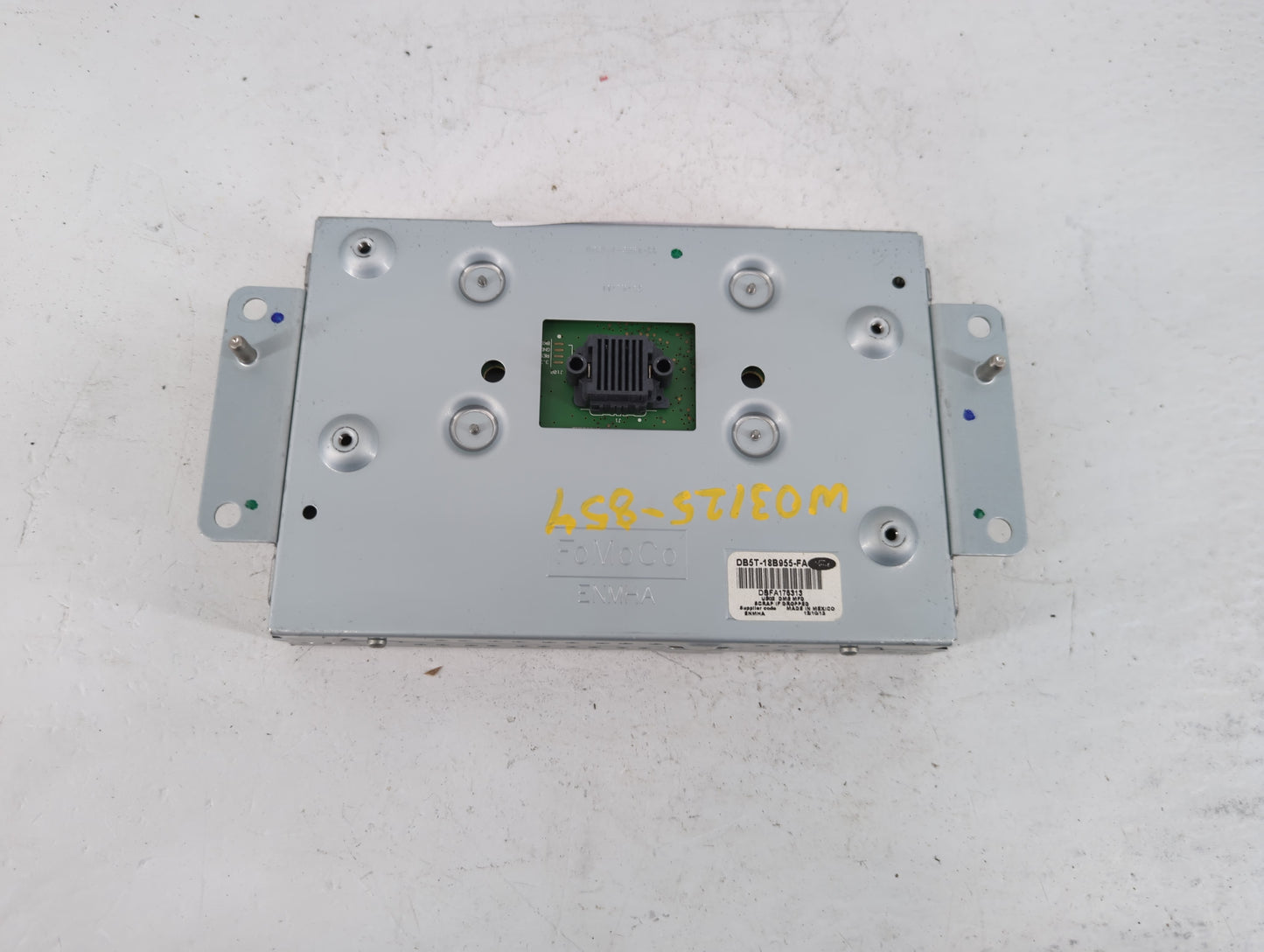 2013-2014 Ford Explorer Information Display Screen - Oemusedautoparts1.com