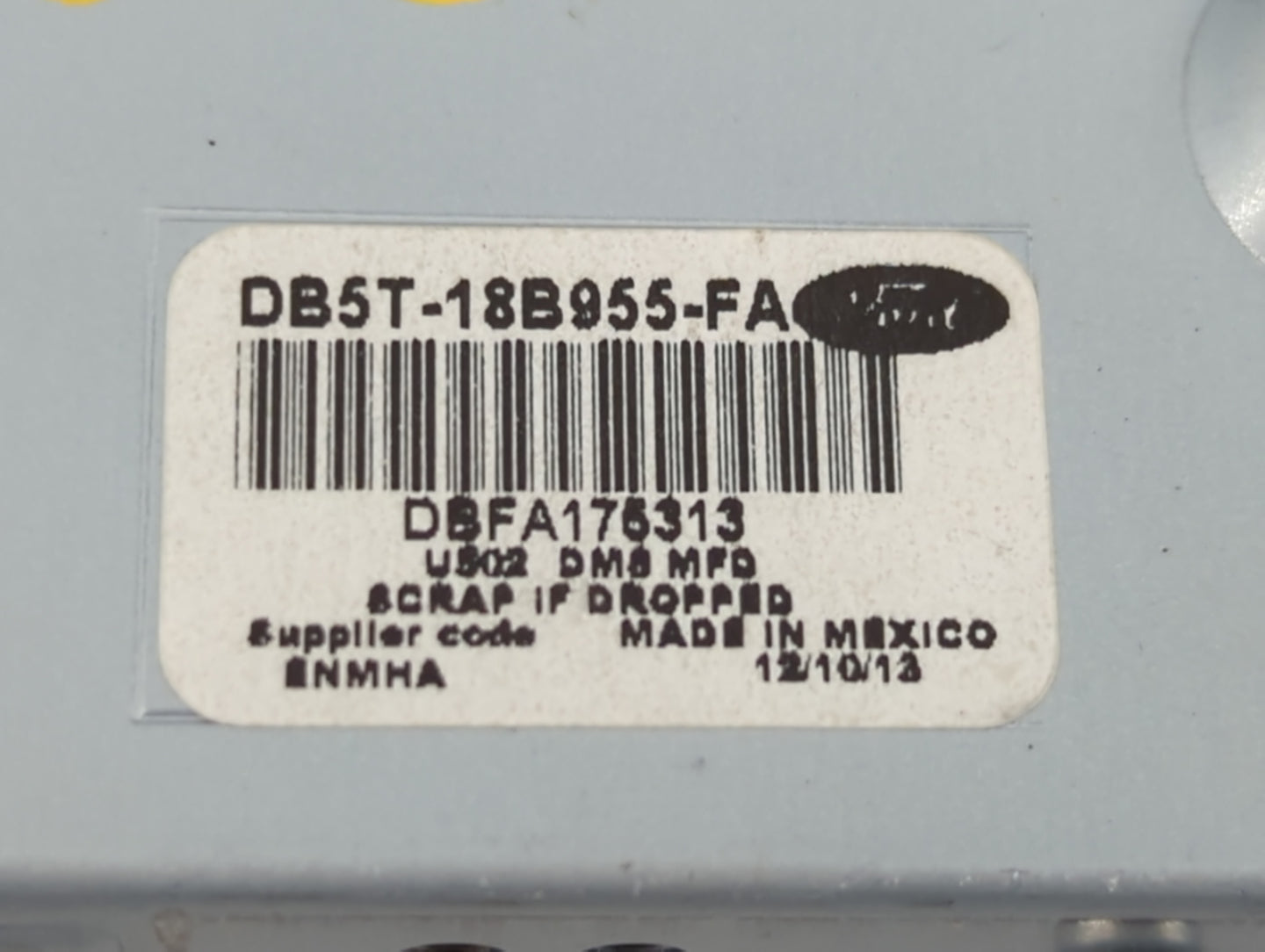 2013-2014 Ford Explorer Information Display Screen - Oemusedautoparts1.com