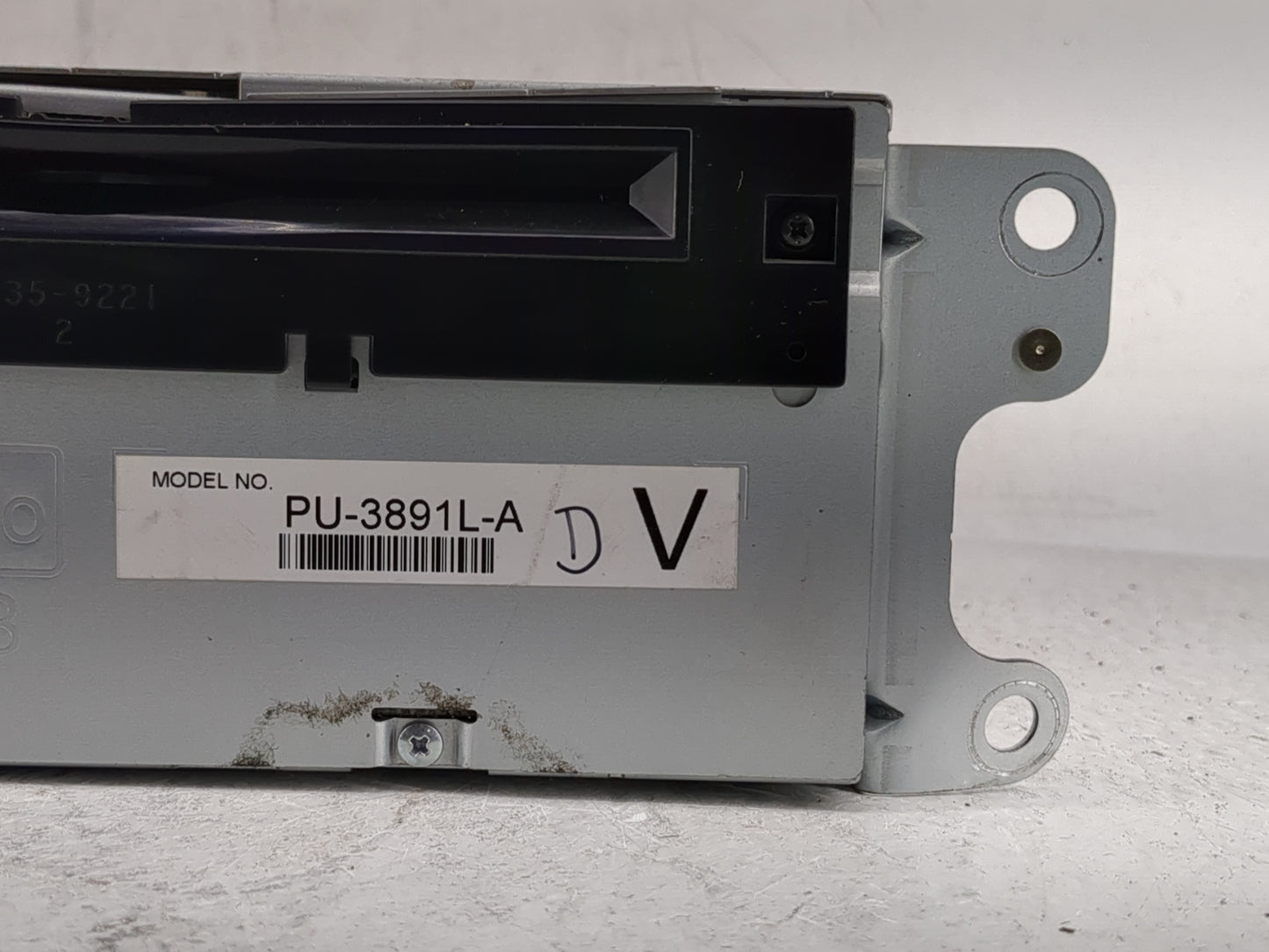 2014 Ford Explorer Radio AM FM Cd Player Receiver Replacement P/N:EB5T-19C107-CB Fits OEM Used Auto Parts - Oemusedautoparts