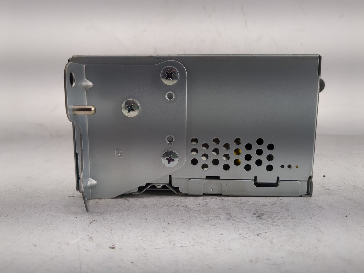 2014 Ford Explorer Radio AM FM Cd Player Receiver Replacement P/N:EB5T-19C107-CB Fits OEM Used Auto Parts - Oemusedautoparts