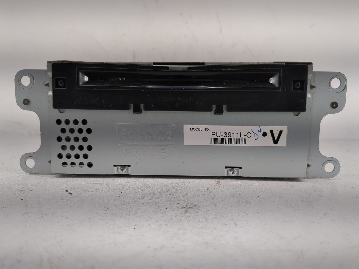 2014 Ford Explorer Radio AM FM Cd Player Receiver Replacement P/N:EB5T-19C107-FA Fits OEM Used Auto Parts - Oemusedautoparts