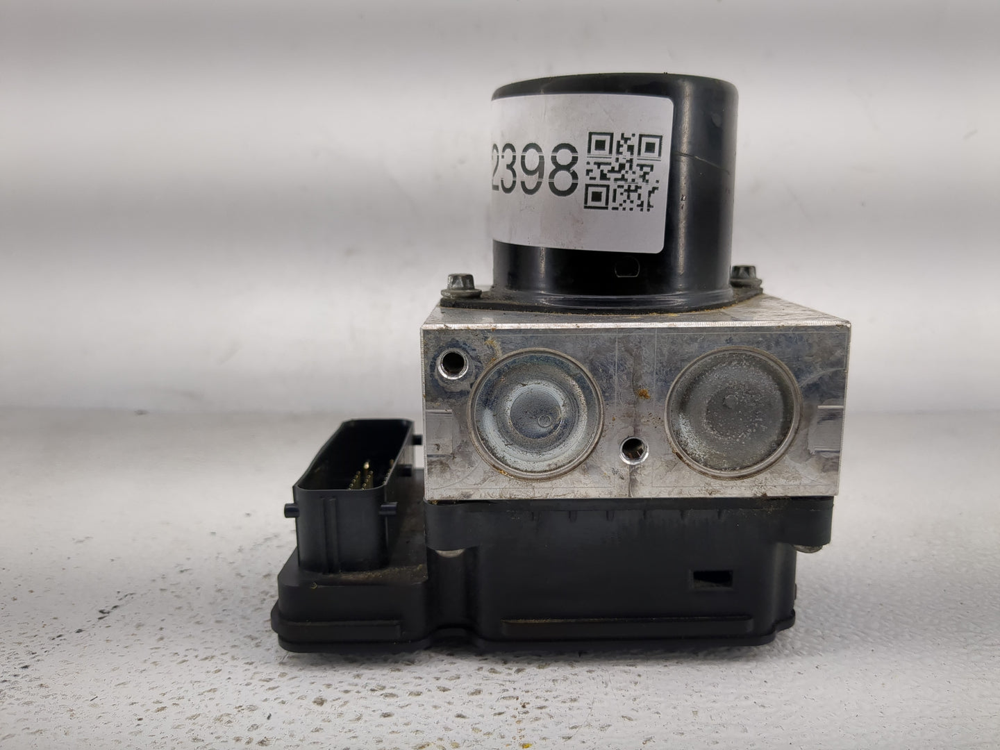 2013-2014 Ford Explorer ABS Pump Control Module Replacement P/N:22863598 Fits Fits 2013 2014 OEM Used Auto Parts - Oemusedau