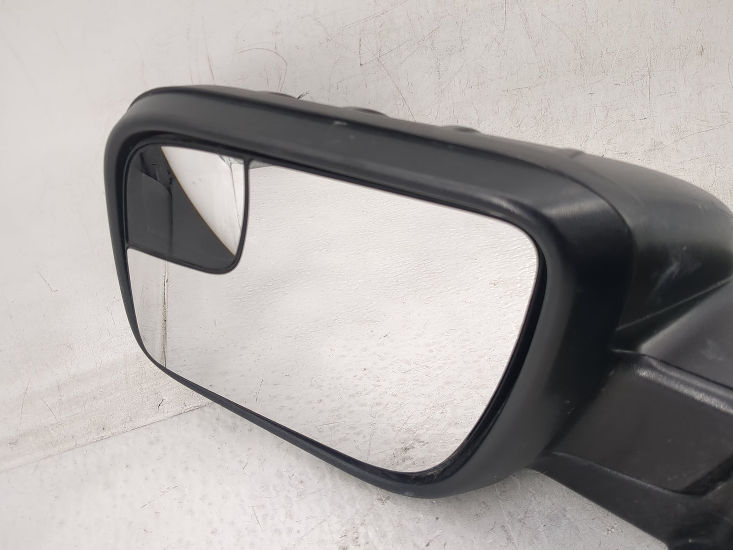 2011-2015 Ford Explorer Driver Side View Mirror - Left Door Mirror OEM Used - Oemusedautoparts1.com