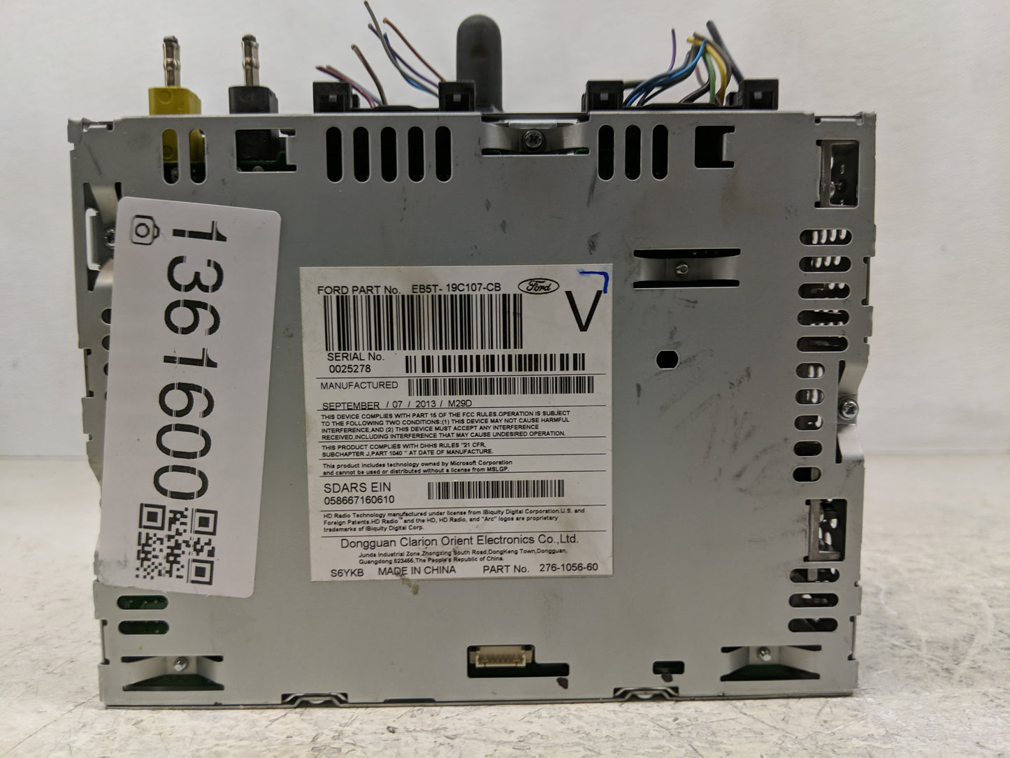 2014 Ford Explorer Radio AM FM Cd Player Receiver Replacement P/N:EB5T-19C107-CB Fits OEM Used Auto Parts - Oemusedautoparts