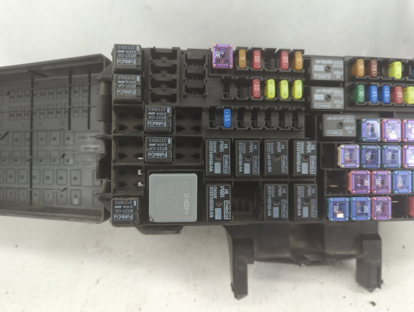 2014-2015 Ford Explorer Fusebox Fuse Box Panel Relay Module P/N:BT4T-14A003-AA Fits Fits 2014 2015 OEM Used Auto Parts - Oem