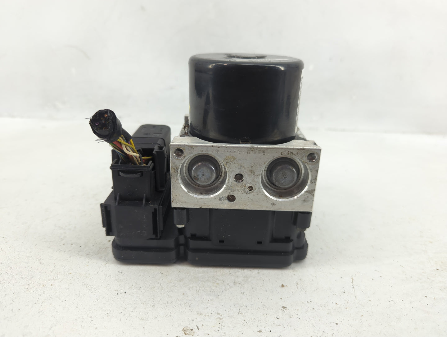 2014-2015 Ford Explorer ABS Pump Control Module Replacement P/N:10.0961-0180.3 Fits Fits 2014 2015 OEM Used Auto Parts - Oem