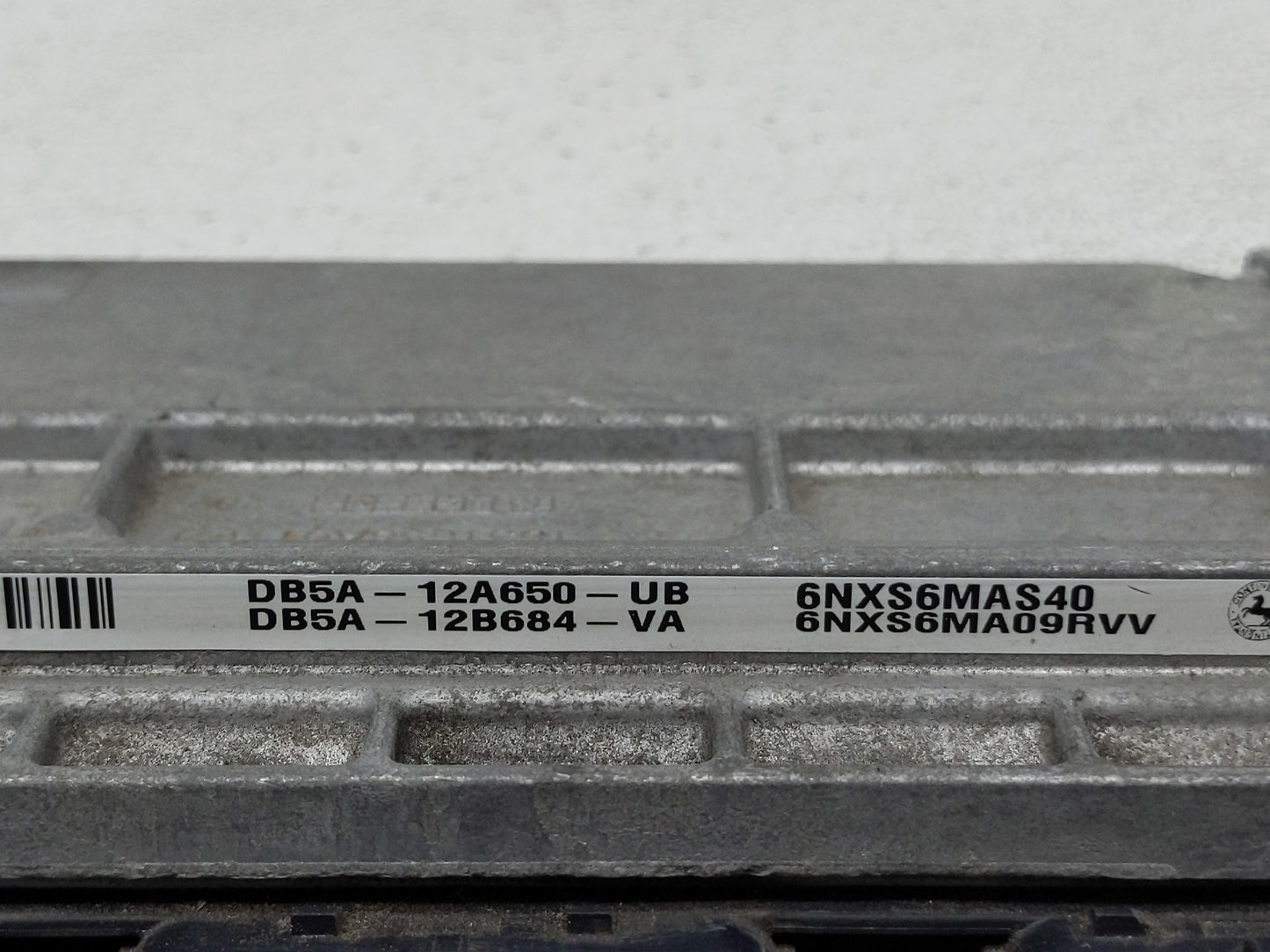 2013-2015 Ford Explorer PCM Engine Control Computer ECU ECM PCU OEM P/N:6NXS6MAS40 DB5A-12B684-VA Fits OEM Used Auto Parts -