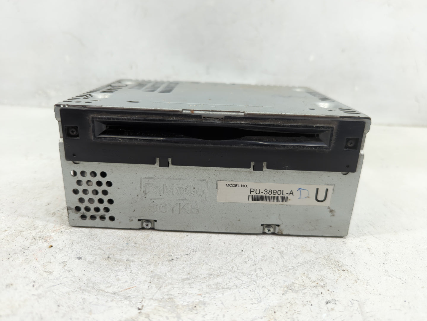 2014 Ford Explorer Radio AM FM Cd Player Receiver Replacement P/N:EB5T-19C107-BB Fits OEM Used Auto Parts - Oemusedautoparts