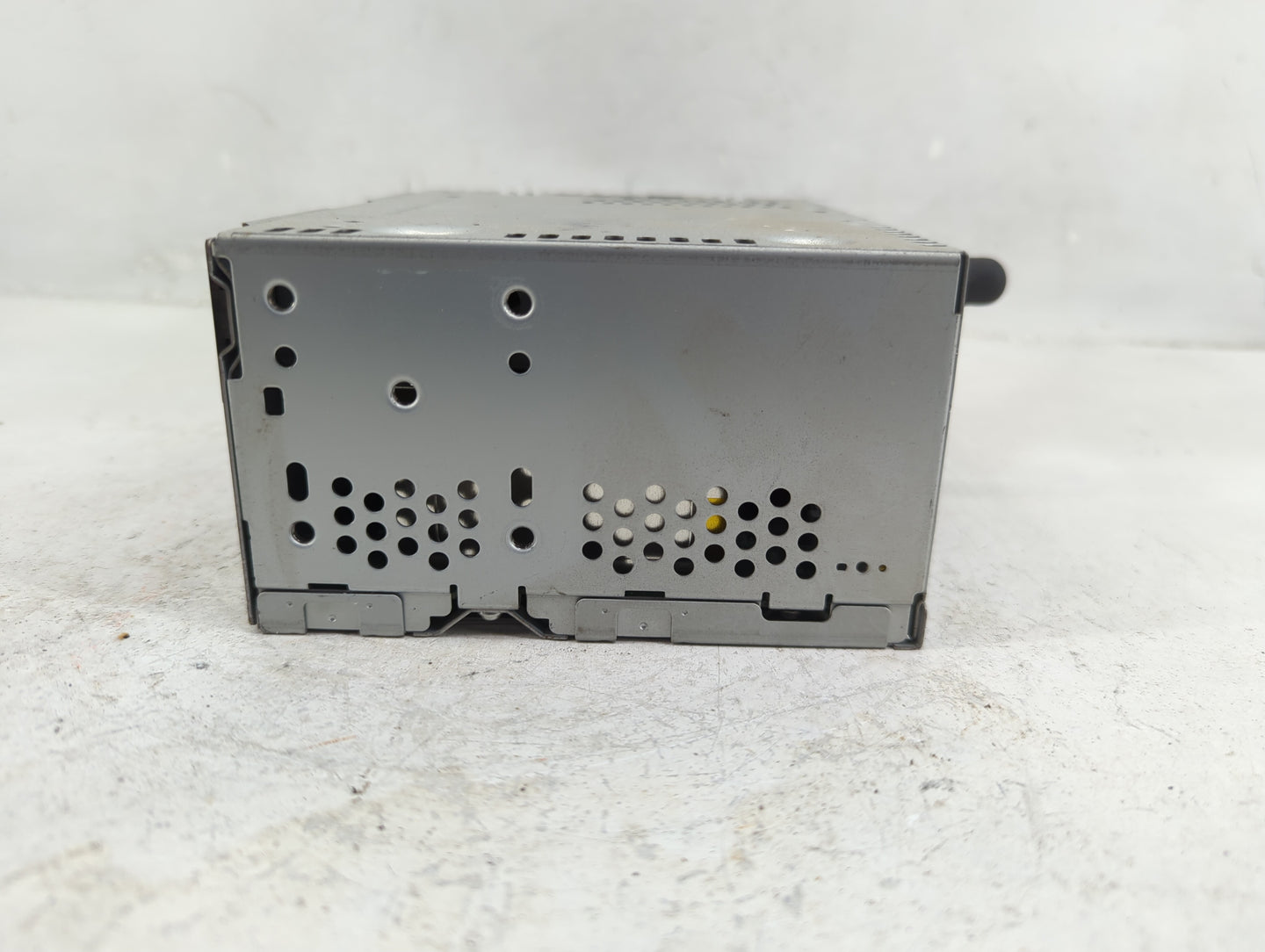 2014 Ford Explorer Radio AM FM Cd Player Receiver Replacement P/N:EB5T-19C107-BB Fits OEM Used Auto Parts - Oemusedautoparts