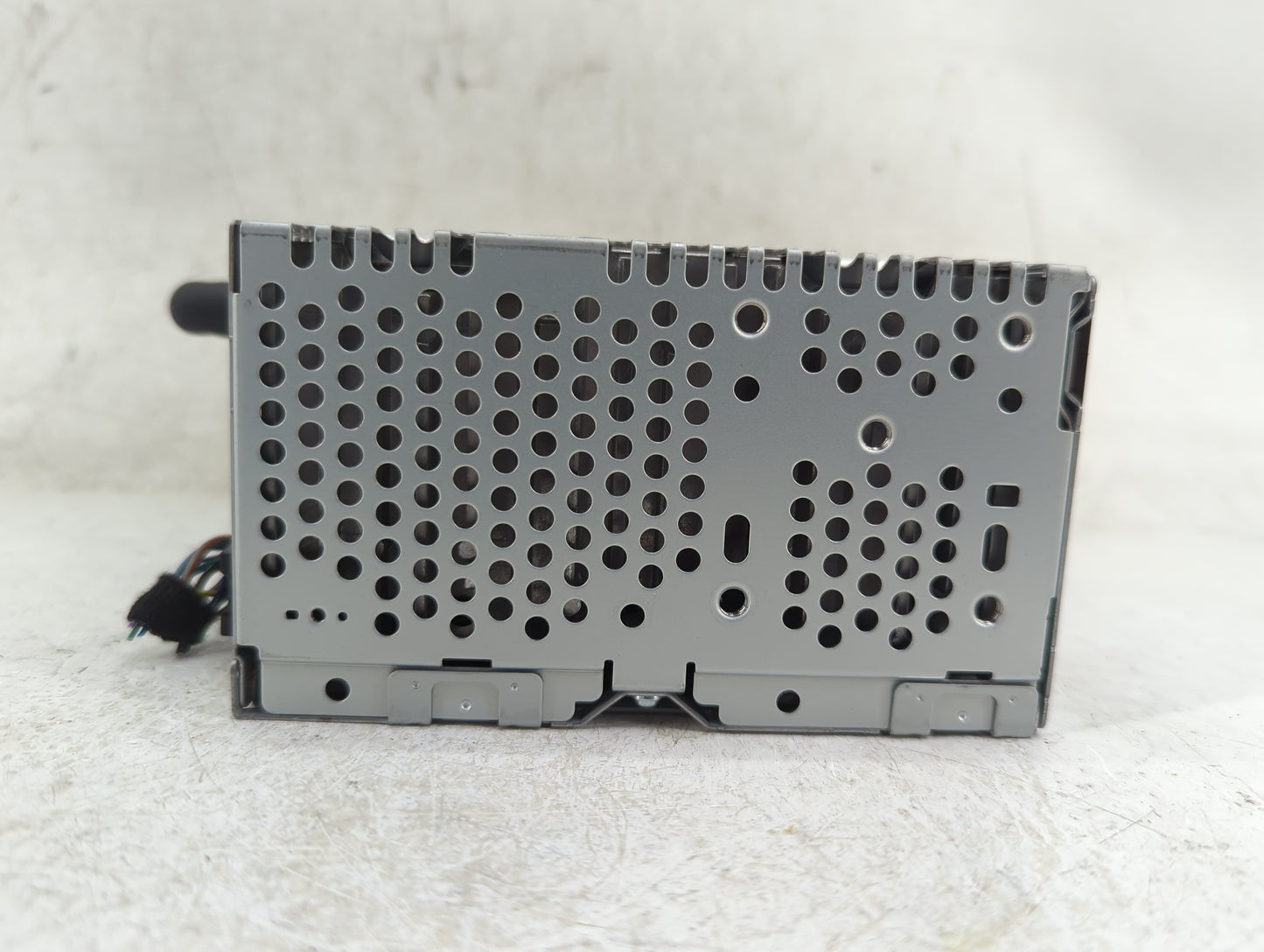 2014 Ford Explorer Radio AM FM Cd Player Receiver Replacement P/N:EB5T19C107CB PU-3891L-A Fits OEM Used Auto Parts - Oemused
