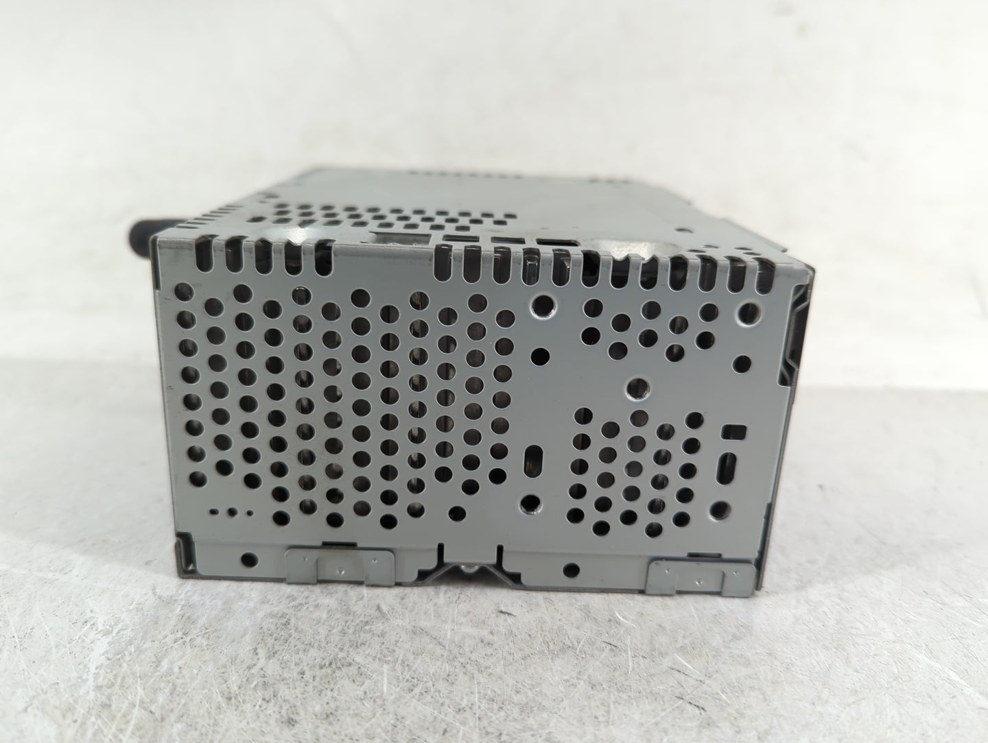 2014 Ford Explorer Radio AM FM Cd Player Receiver Replacement P/N:EB5T19C107EB Fits OEM Used Auto Parts - Oemusedautoparts1.
