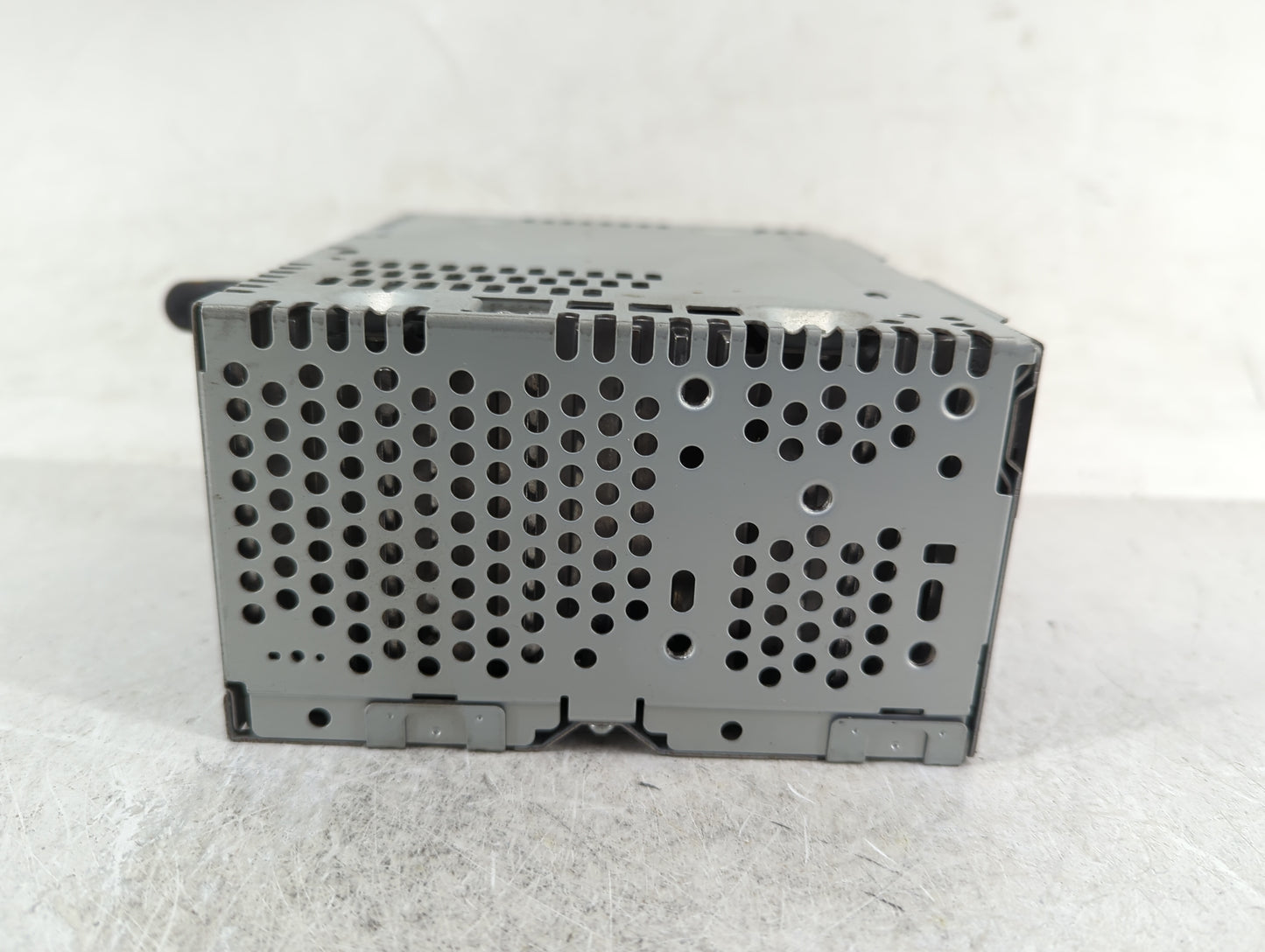 2014 Ford Explorer Radio AM FM Cd Player Receiver Replacement P/N:EB5T19C107EB Fits OEM Used Auto Parts - Oemusedautoparts1.