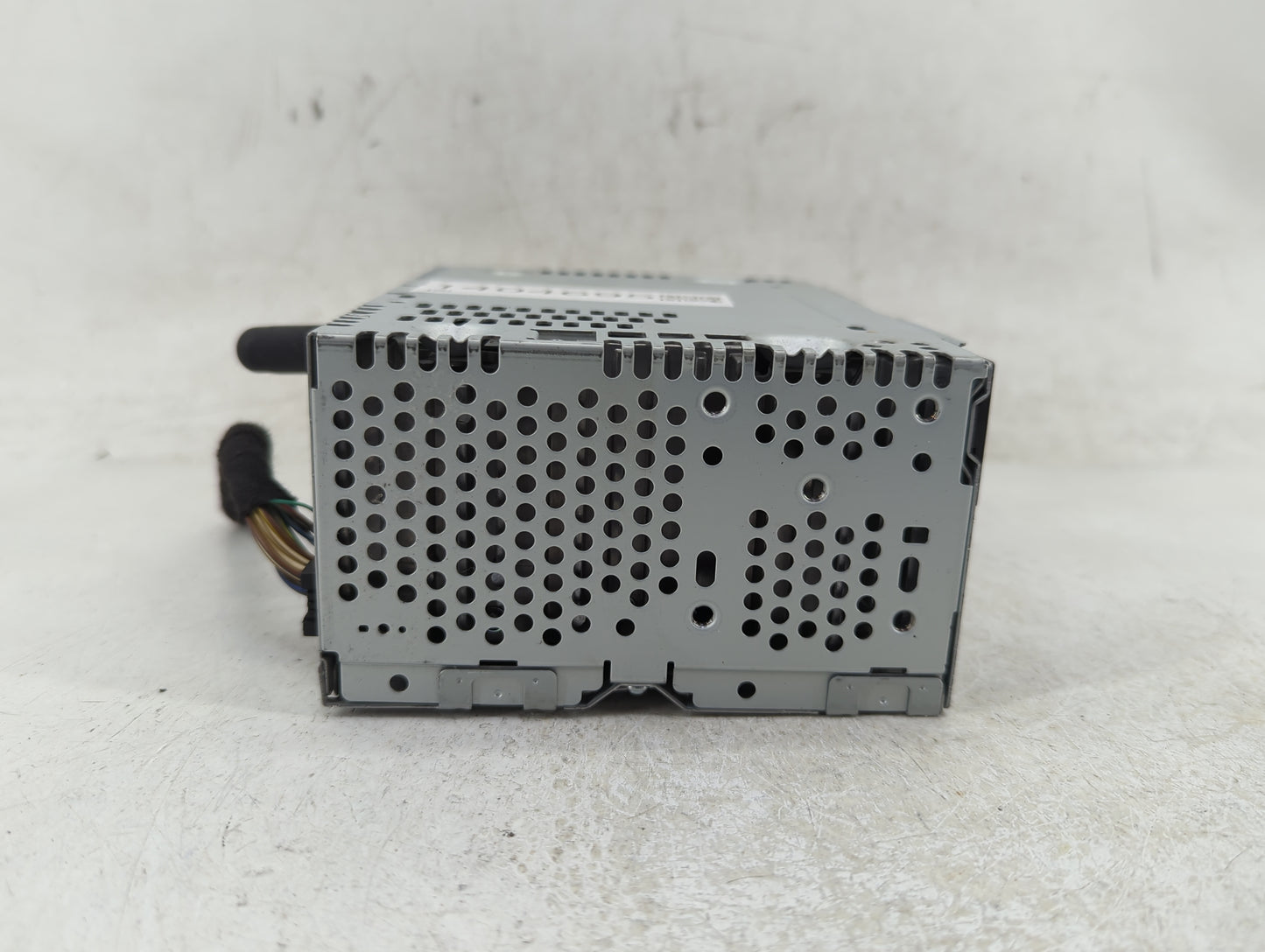 2014-2015 Ford Explorer Radio AM FM Cd Player Receiver Replacement P/N:EB5T-19C107-EA Fits Fits 2014 2015 OEM Used Auto Part