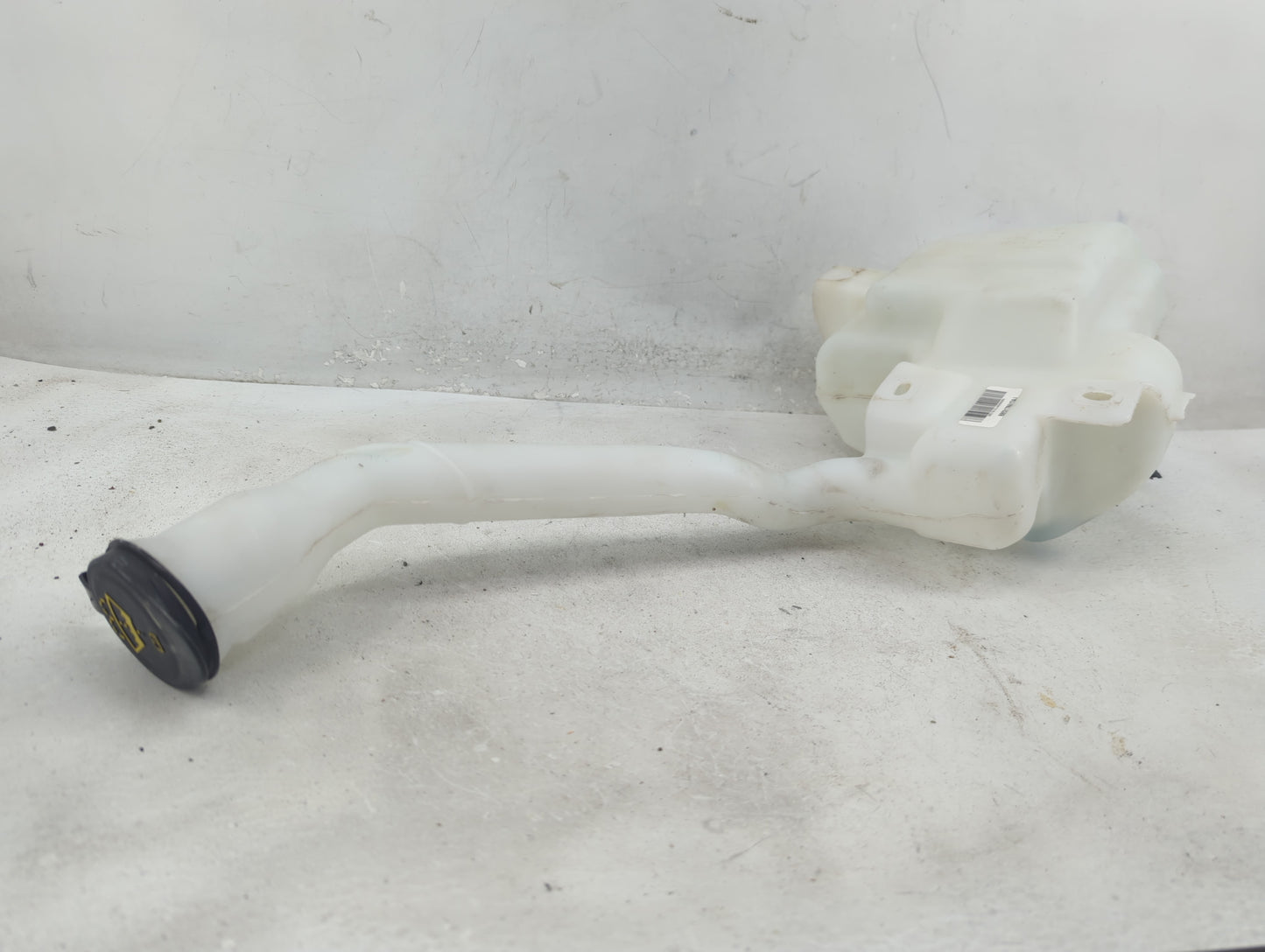 2011-2015 Ford Explorer Windshield Washer Fluid Reservoir Bottle Oem - Oemusedautoparts1.com
